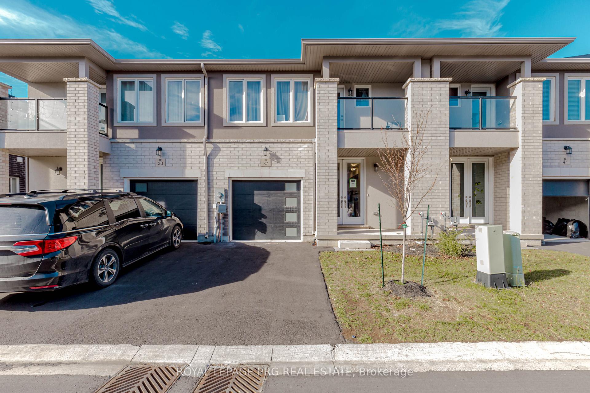 Photo 4 of Unit 8, 37 Renfrew Trail, Welland, N. Welland — HOMEH