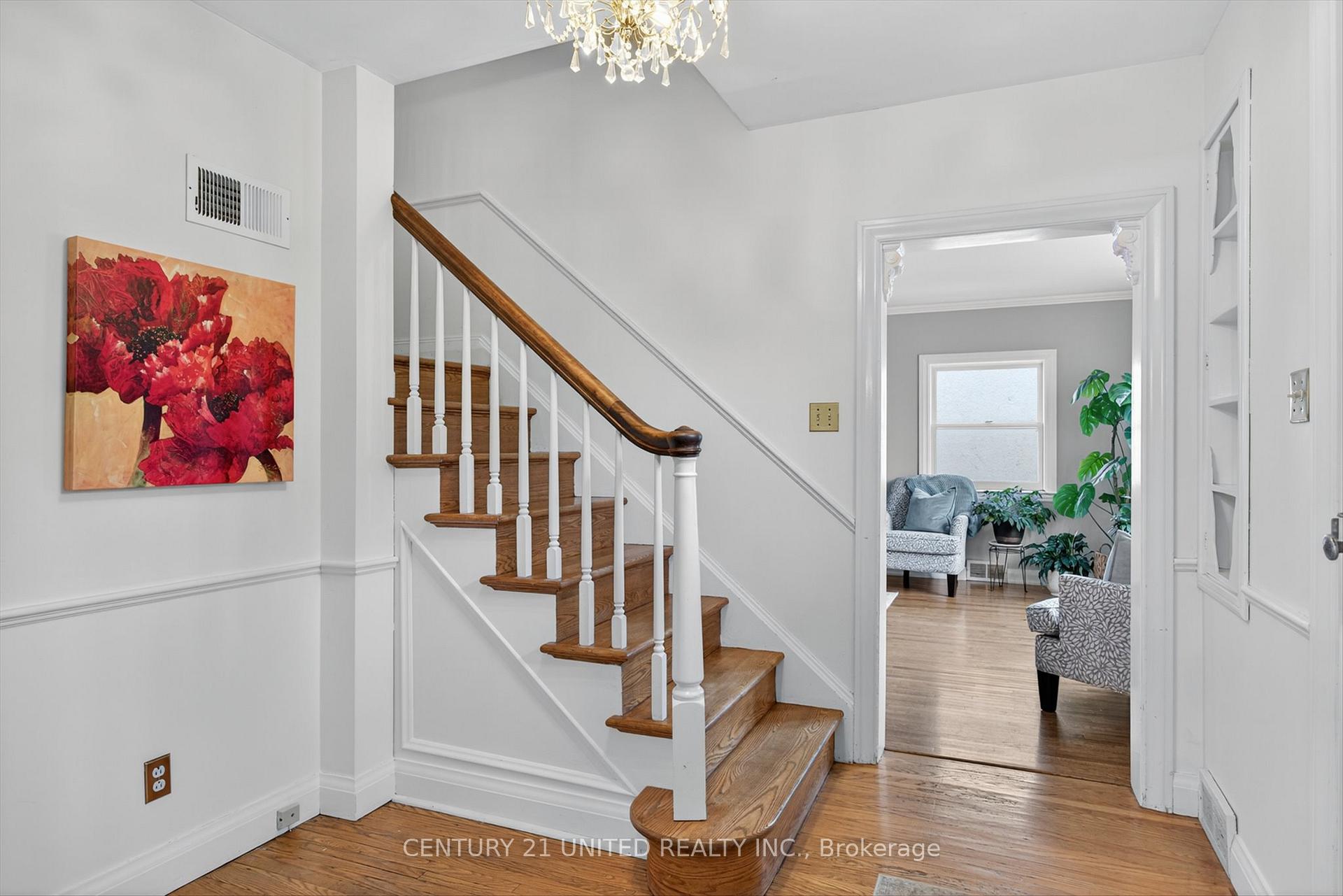 Photo 4 of 681 Weller Street, Peterborough, Town Ward 3 — HOMEH