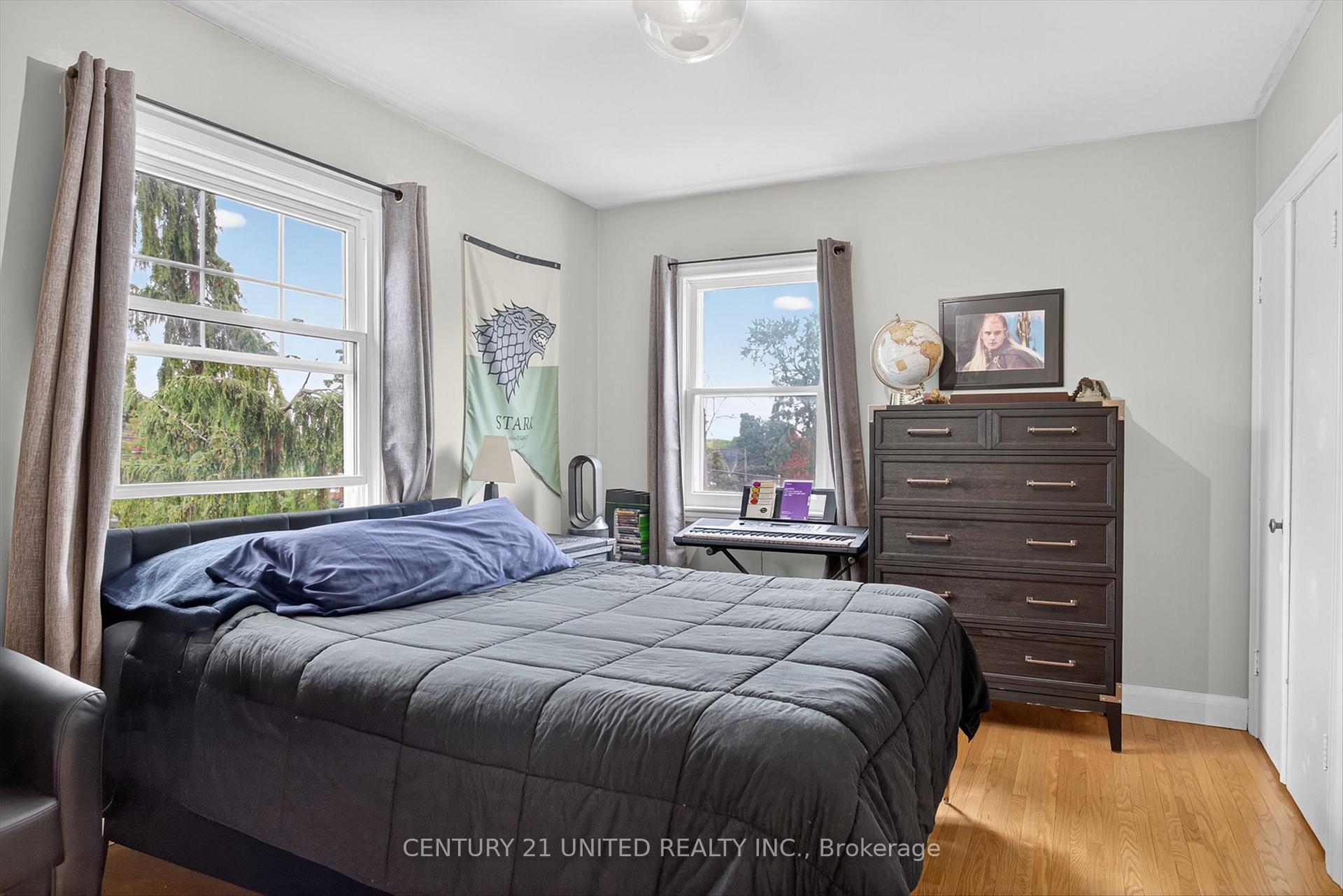 Photo 26 of 681 Weller Street, Peterborough, Town Ward 3 — HOMEH