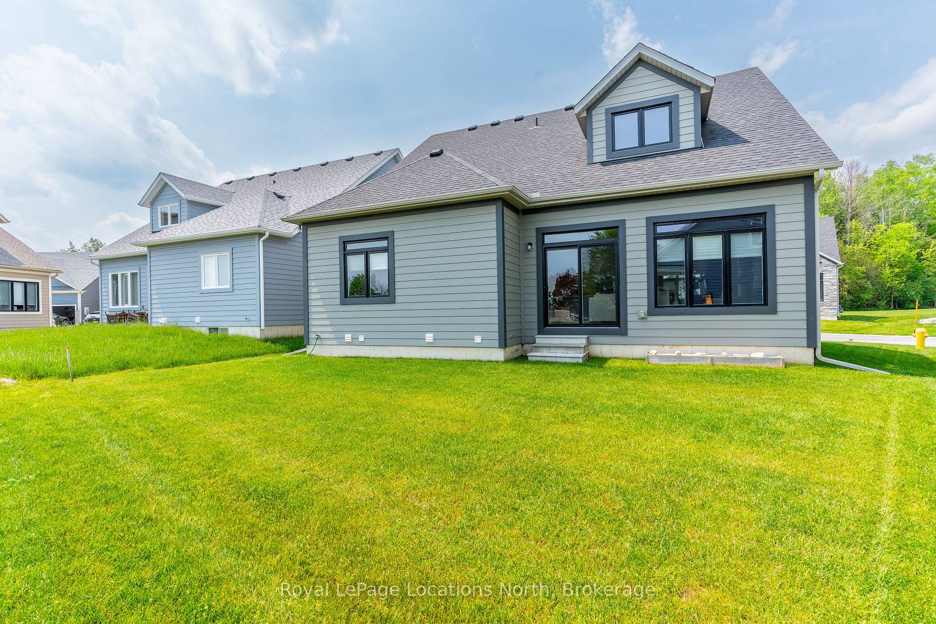 Photo 36 of 123 Beacon Drive, Blue Mountains — HOMEH