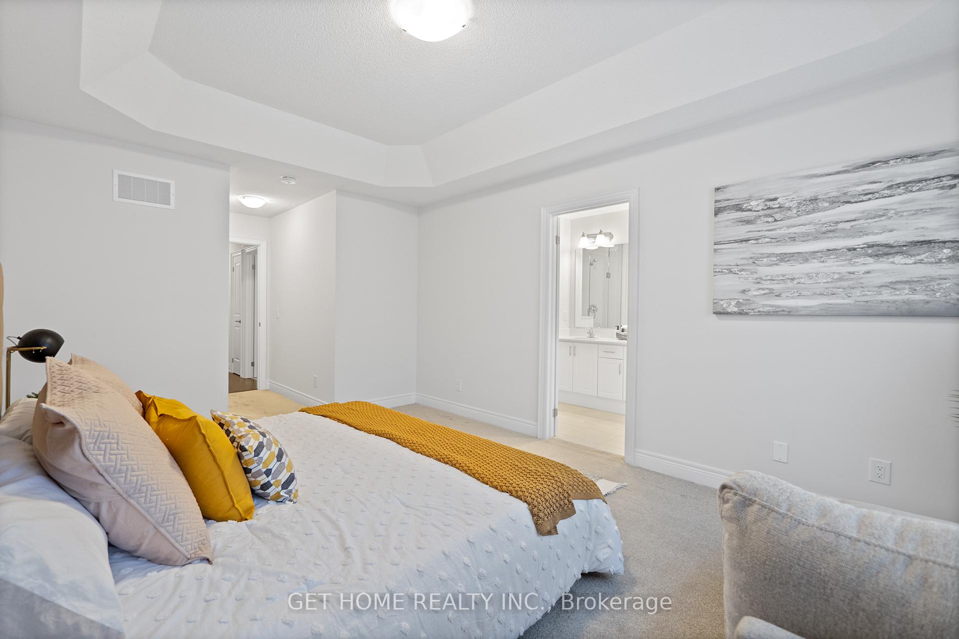 Photo 28 of 32 Deer Ridge Crescent, Whitby, Rural Whitby — HOMEH