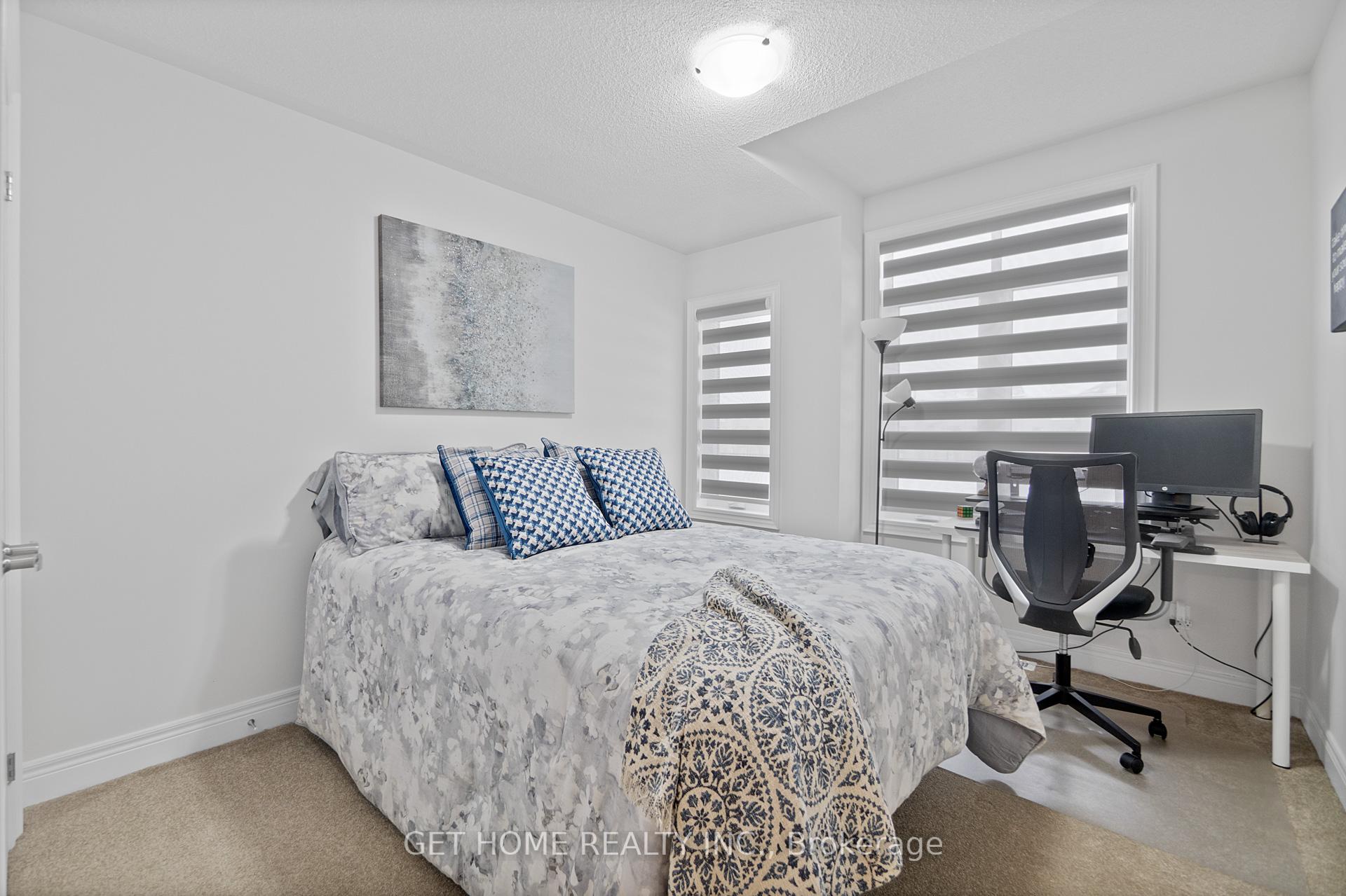 Photo 32 of 32 Deer Ridge Crescent, Whitby, Rural Whitby — HOMEH