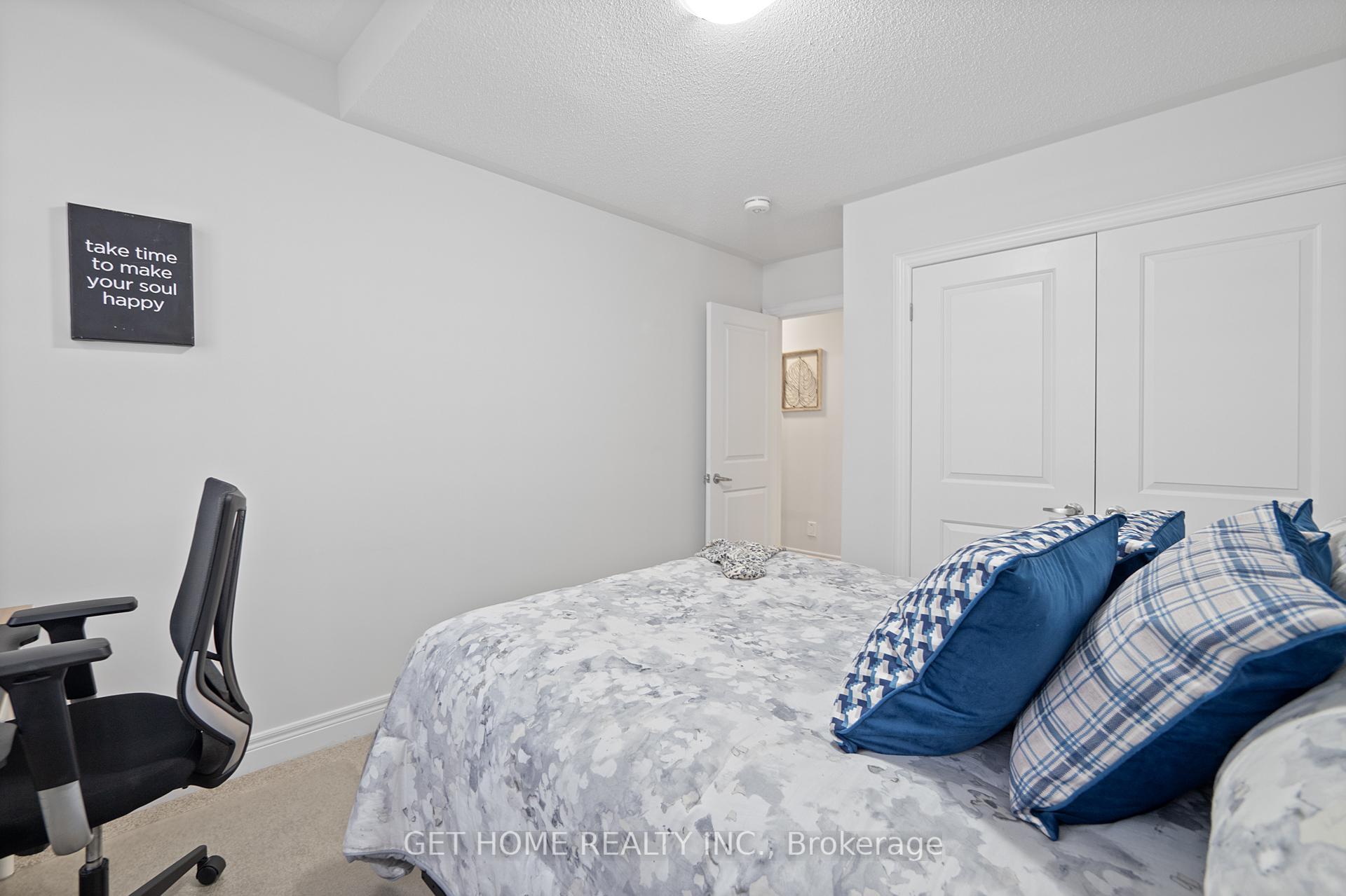 Photo 33 of 32 Deer Ridge Crescent, Whitby, Rural Whitby — HOMEH