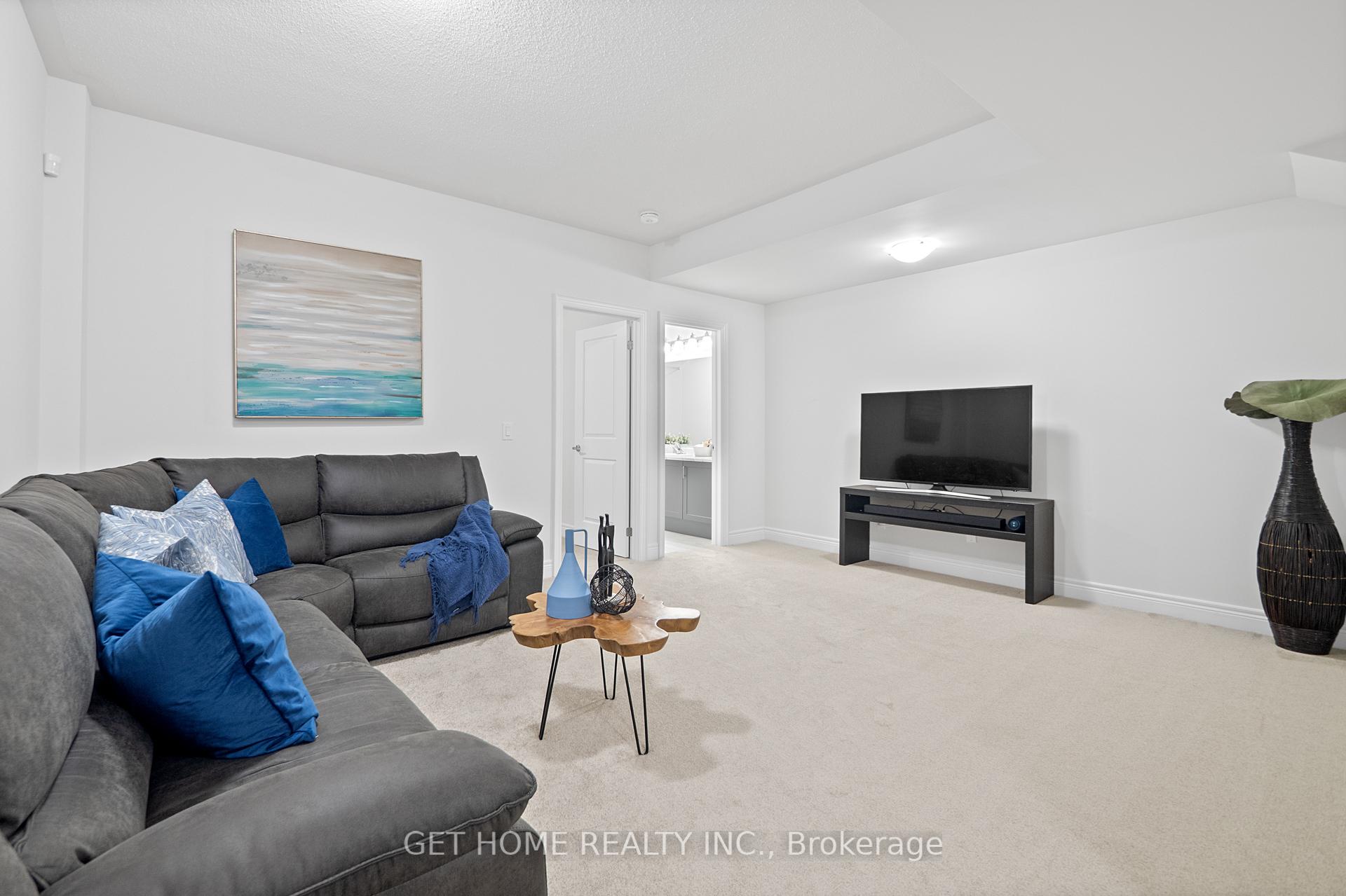 Photo 40 of 32 Deer Ridge Crescent, Whitby, Rural Whitby — HOMEH