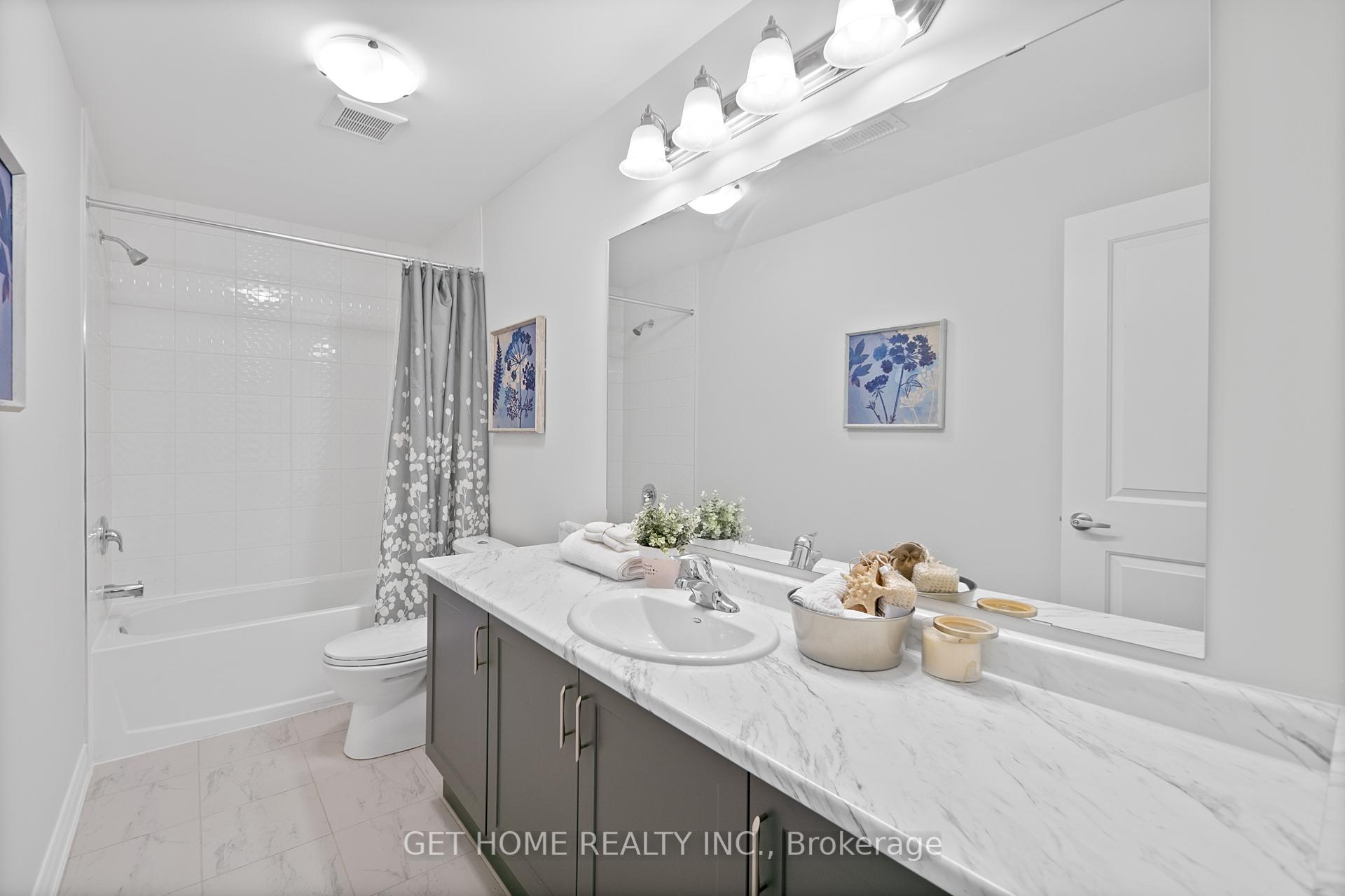 Photo 43 of 32 Deer Ridge Crescent, Whitby, Rural Whitby — HOMEH