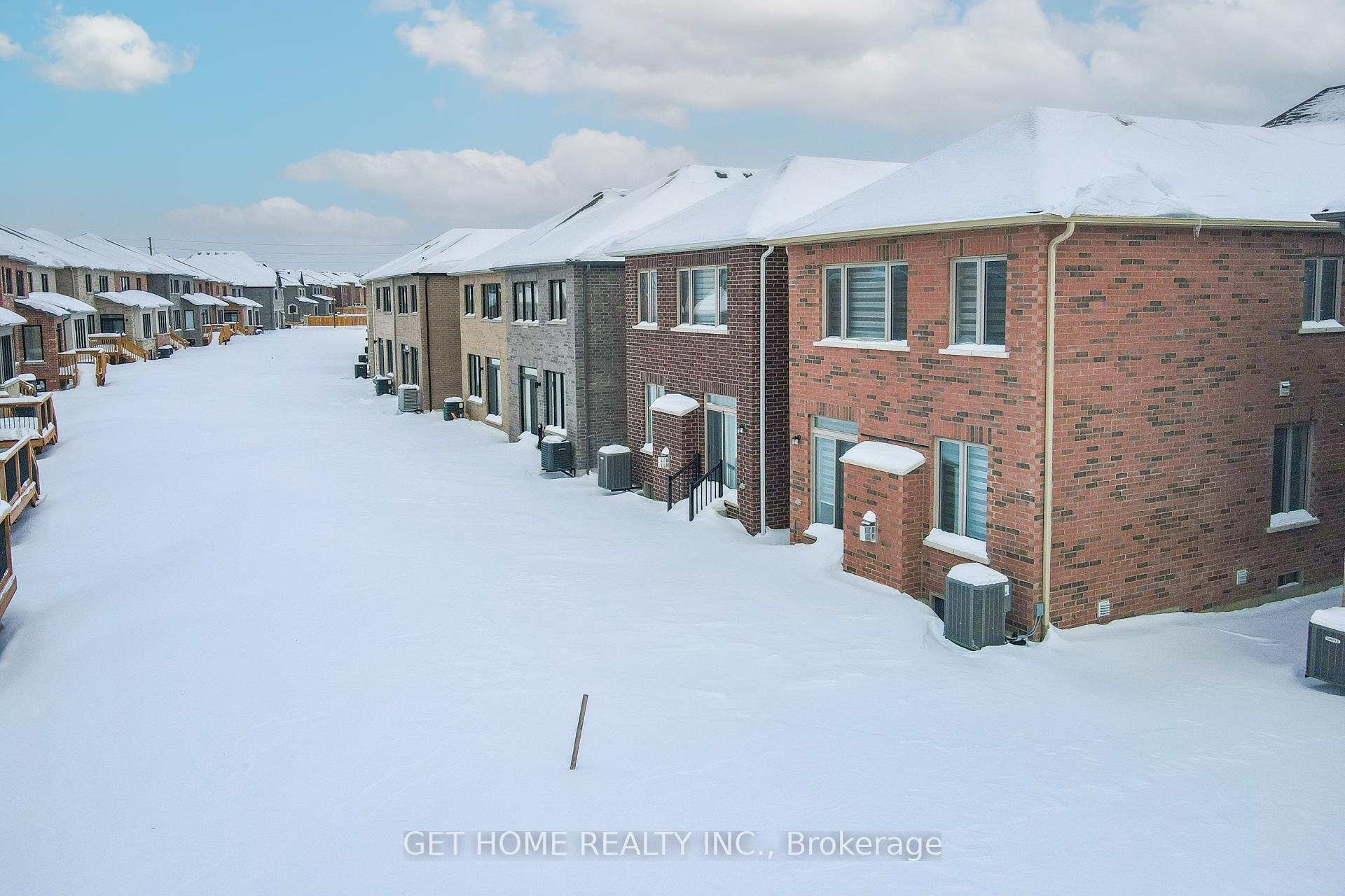 Photo 45 of 32 Deer Ridge Crescent, Whitby, Rural Whitby — HOMEH