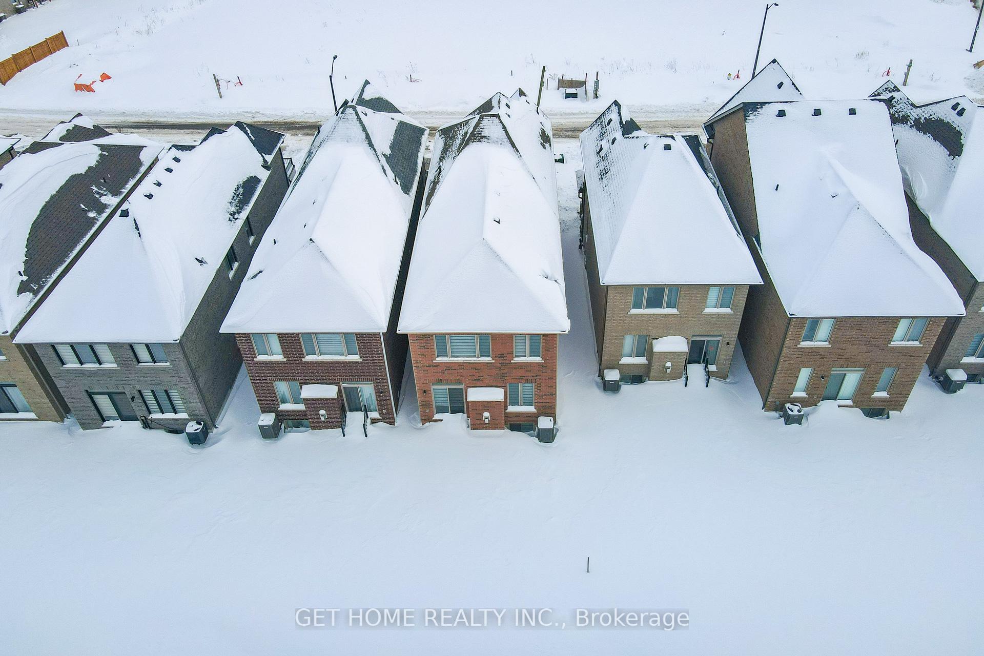 Photo 46 of 32 Deer Ridge Crescent, Whitby, Rural Whitby — HOMEH