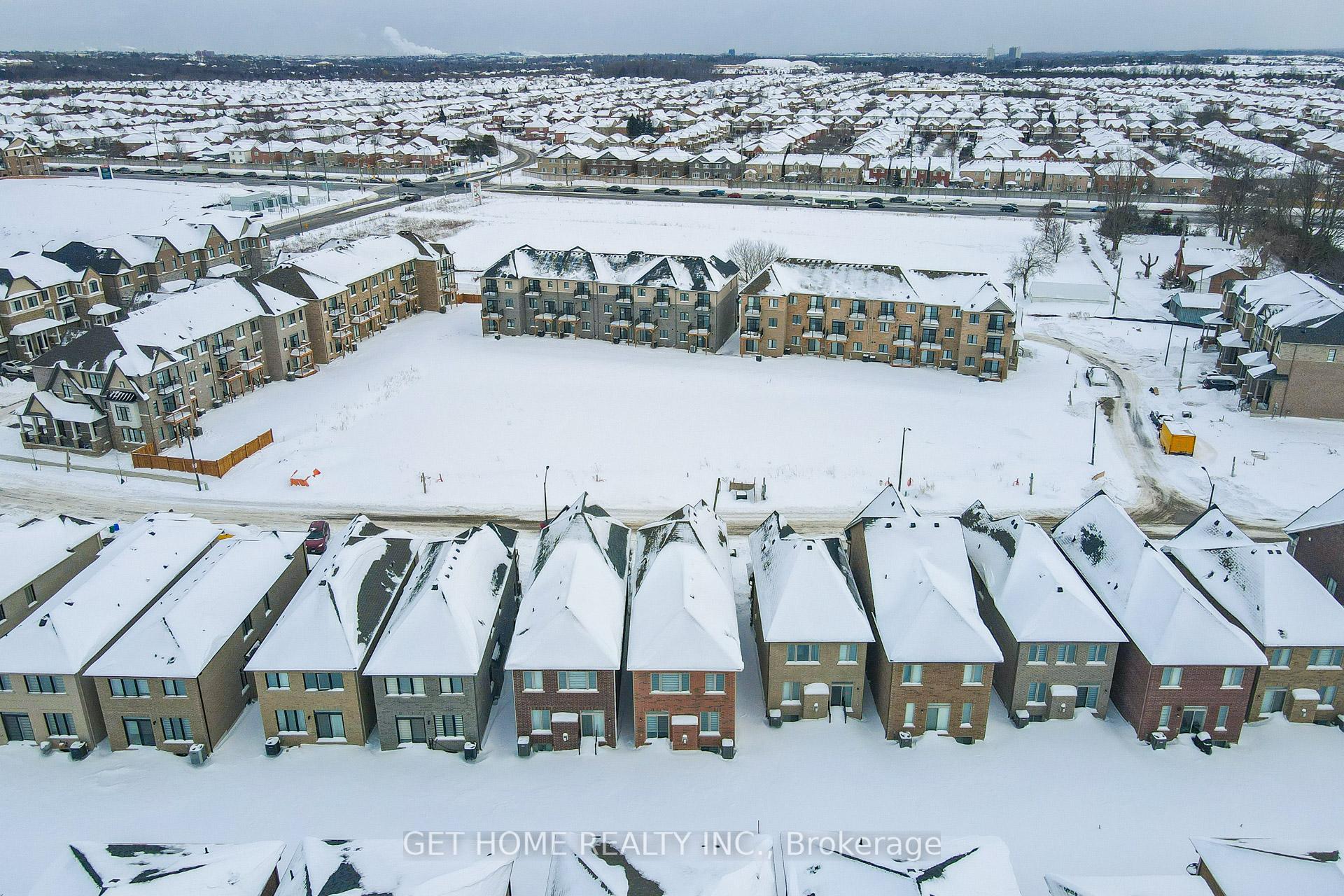 Photo 47 of 32 Deer Ridge Crescent, Whitby, Rural Whitby — HOMEH
