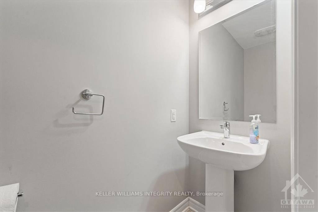 Photo 13 of 642 Decoeur Drive, Ottawa, Avalon West — HOMEH