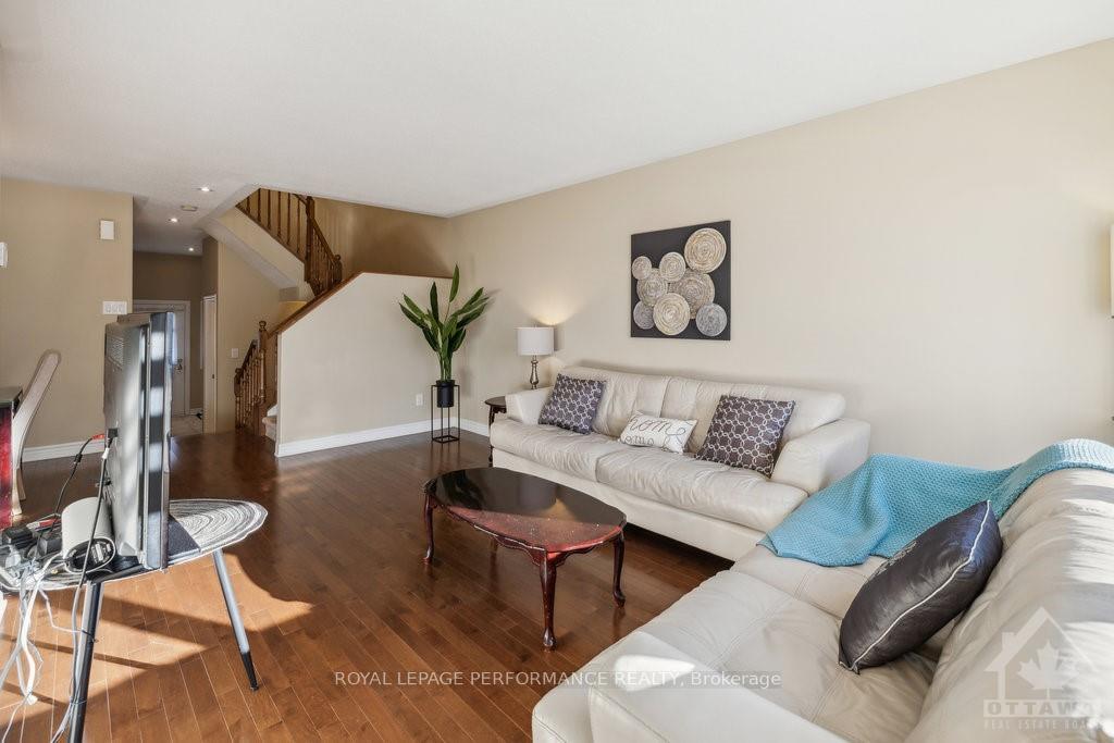 Photo 7 of 106 Waterfern Way, Ottawa, Avalon East — HOMEH