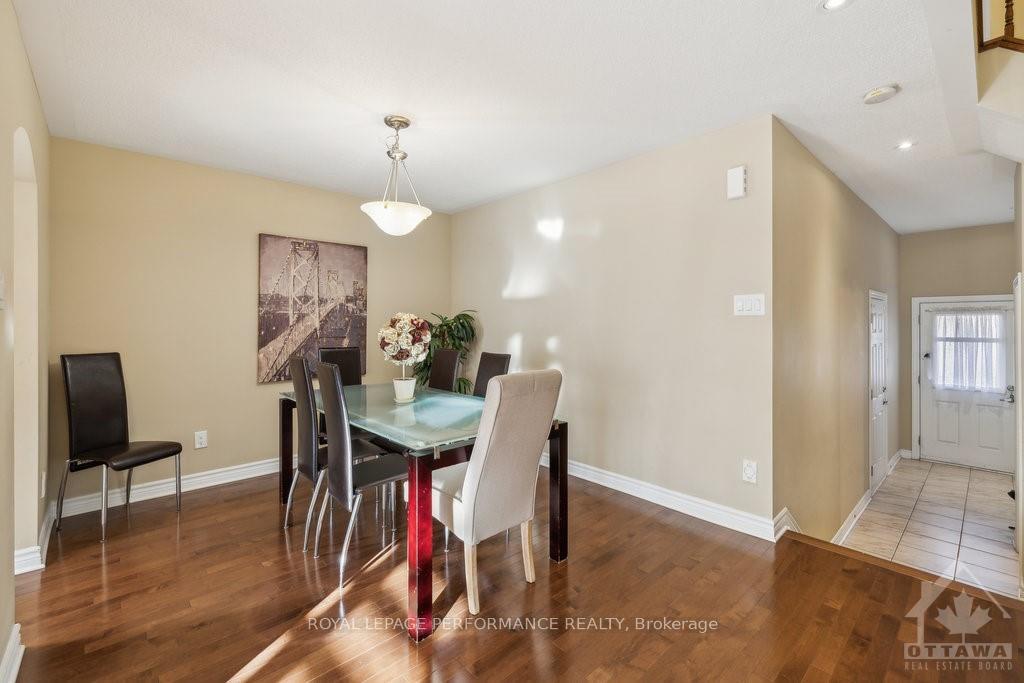 Photo 8 of 106 Waterfern Way, Ottawa, Avalon East — HOMEH