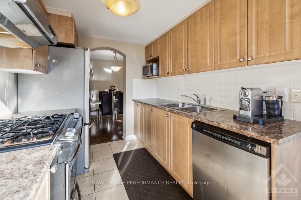 Photo 11 of 106 Waterfern Way, Ottawa, Avalon East — HOMEH