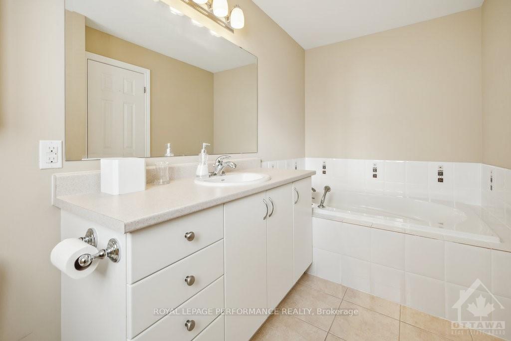 Photo 24 of 106 Waterfern Way, Ottawa, Avalon East — HOMEH