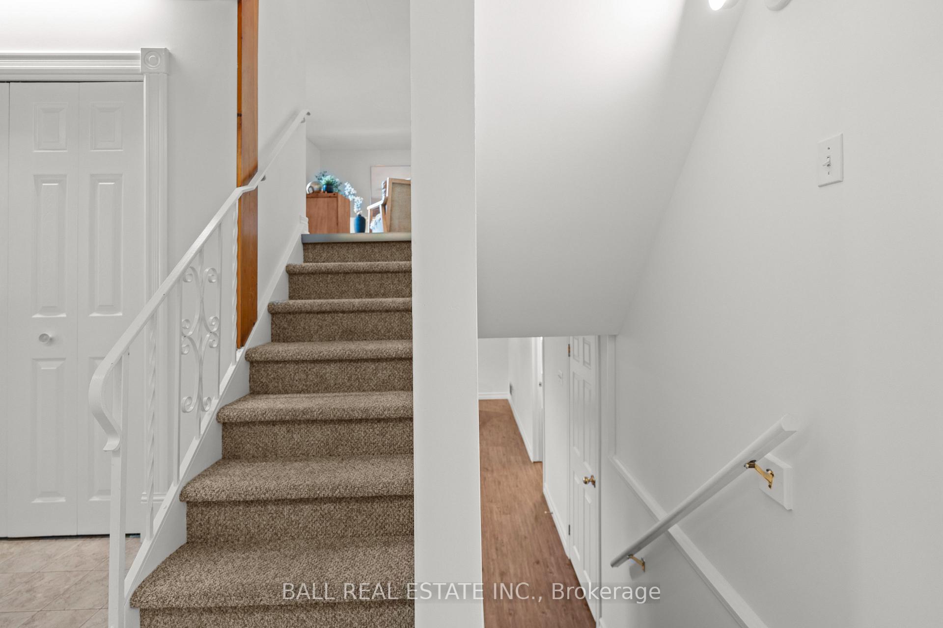 Photo 6 of 1193 Edmison Drive, Peterborough, Northcrest Ward 5 — HOMEH