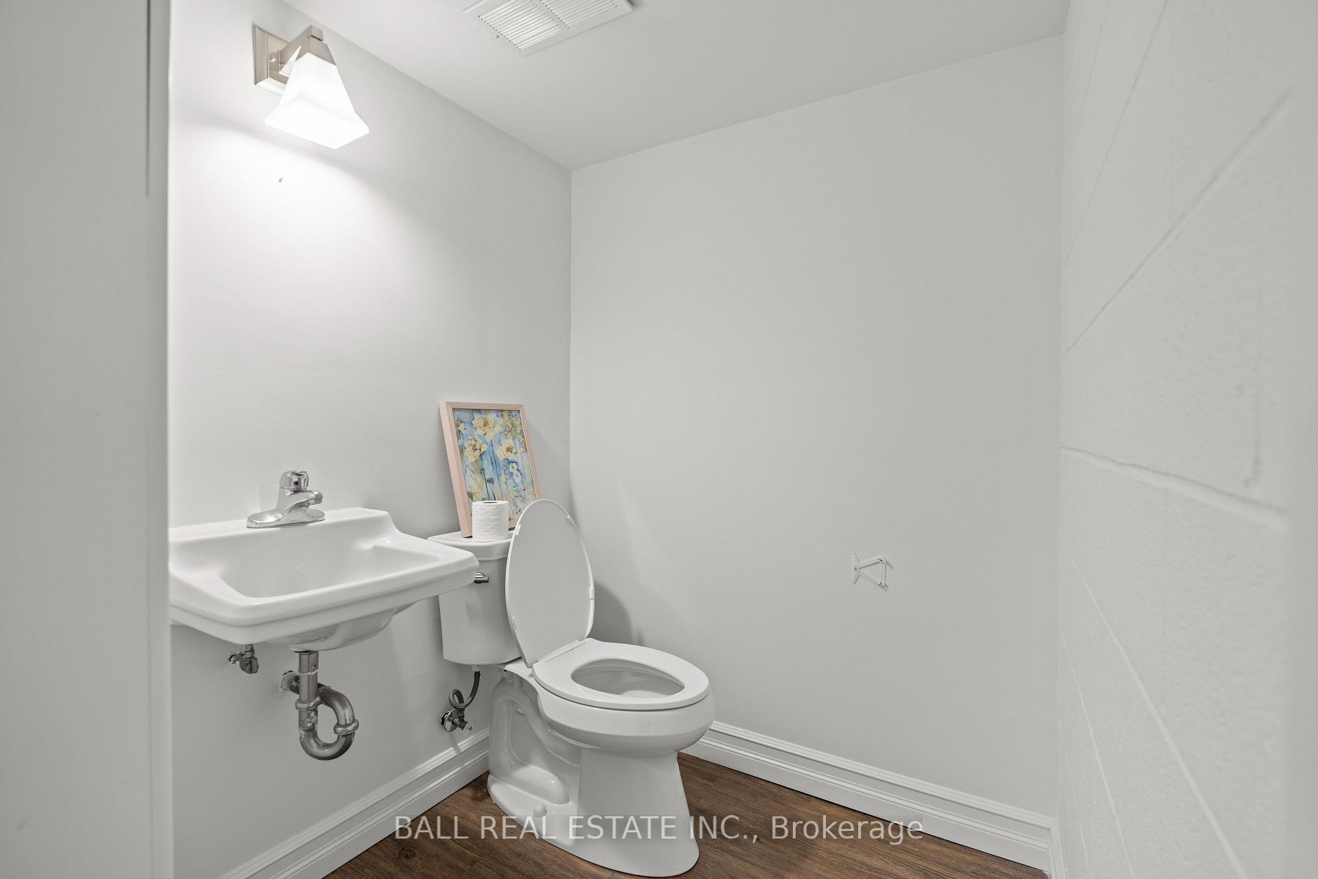 Photo 16 of 1193 Edmison Drive, Peterborough, Northcrest Ward 5 — HOMEH