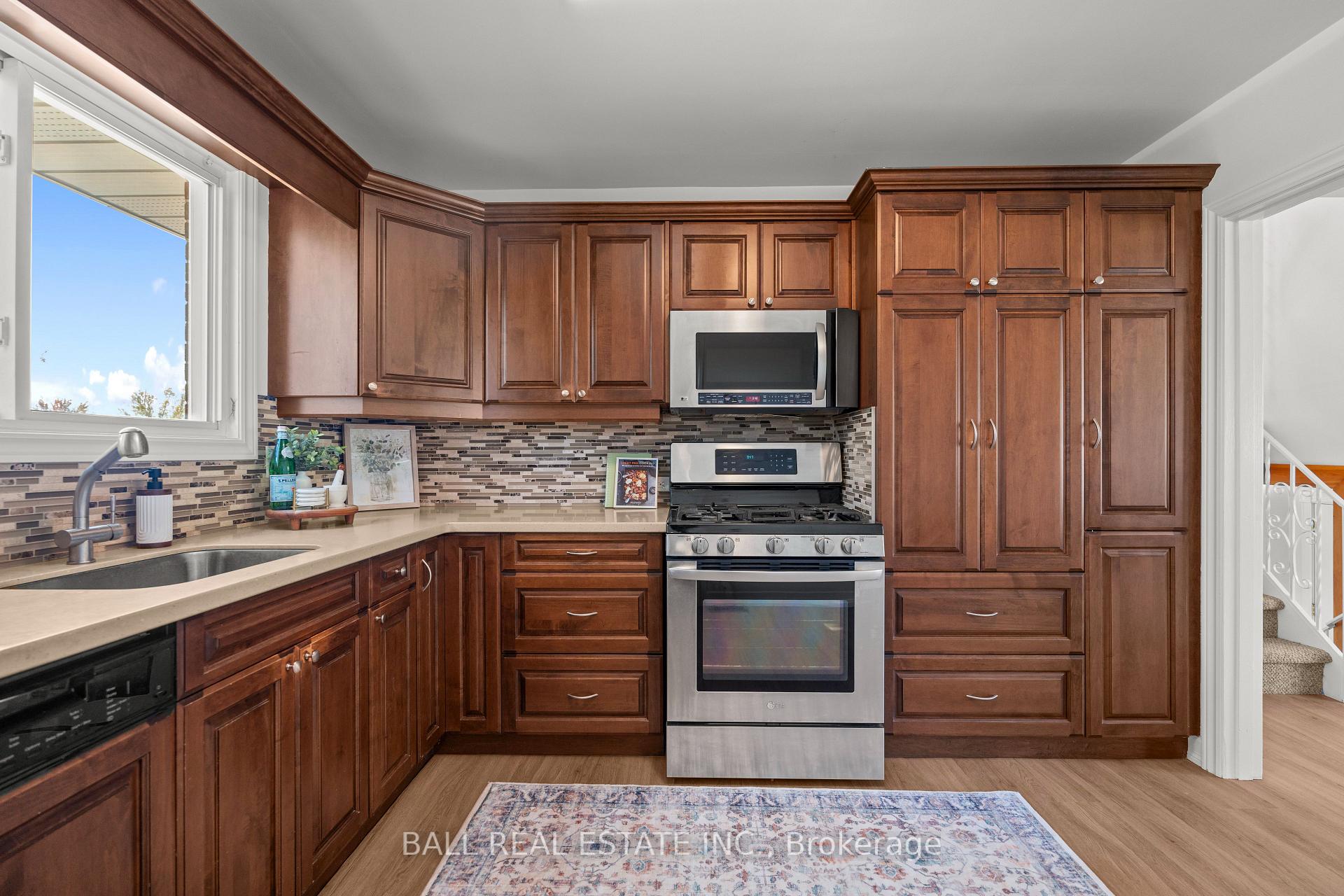 Photo 25 of 1193 Edmison Drive, Peterborough, Northcrest Ward 5 — HOMEH