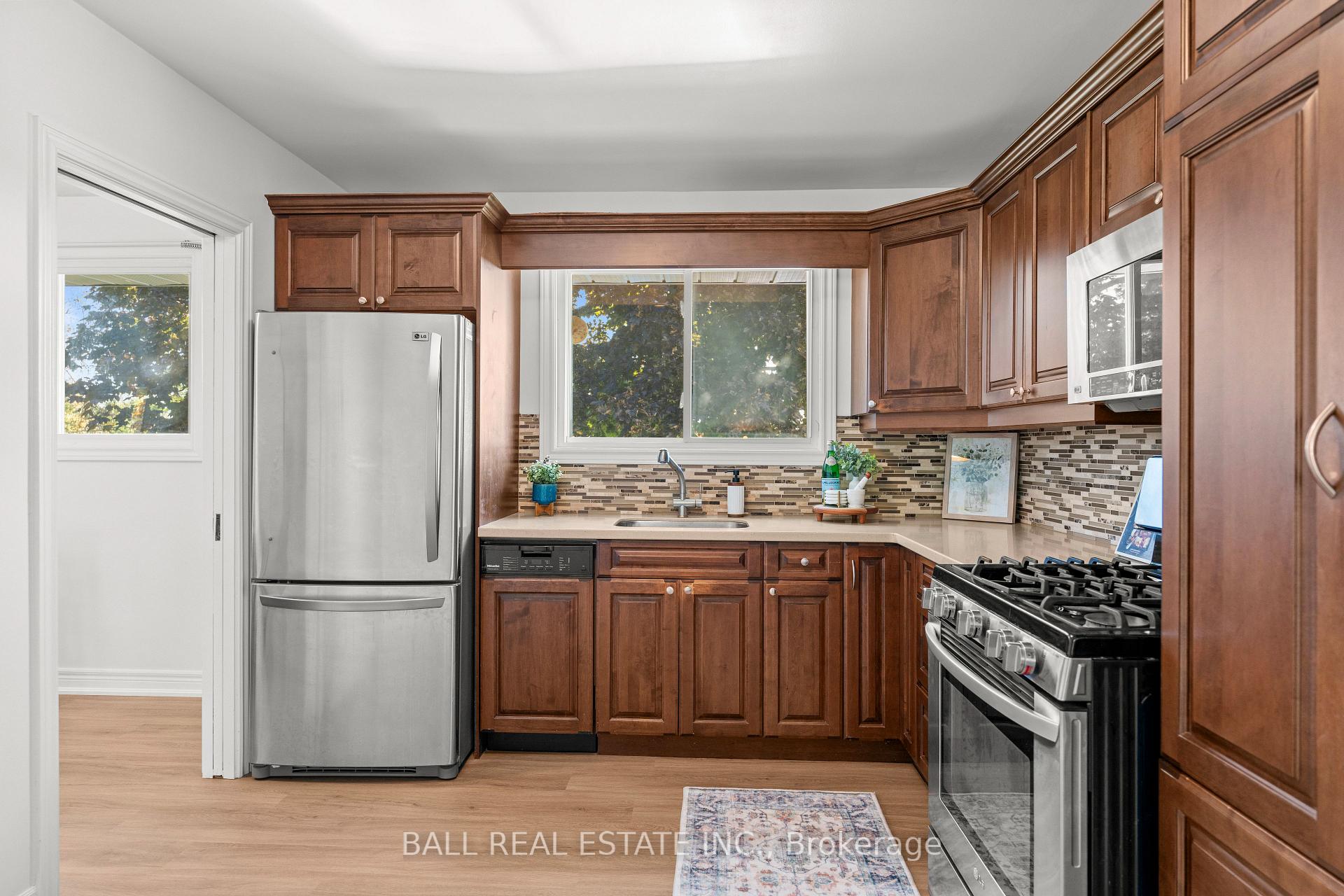 Photo 26 of 1193 Edmison Drive, Peterborough, Northcrest Ward 5 — HOMEH