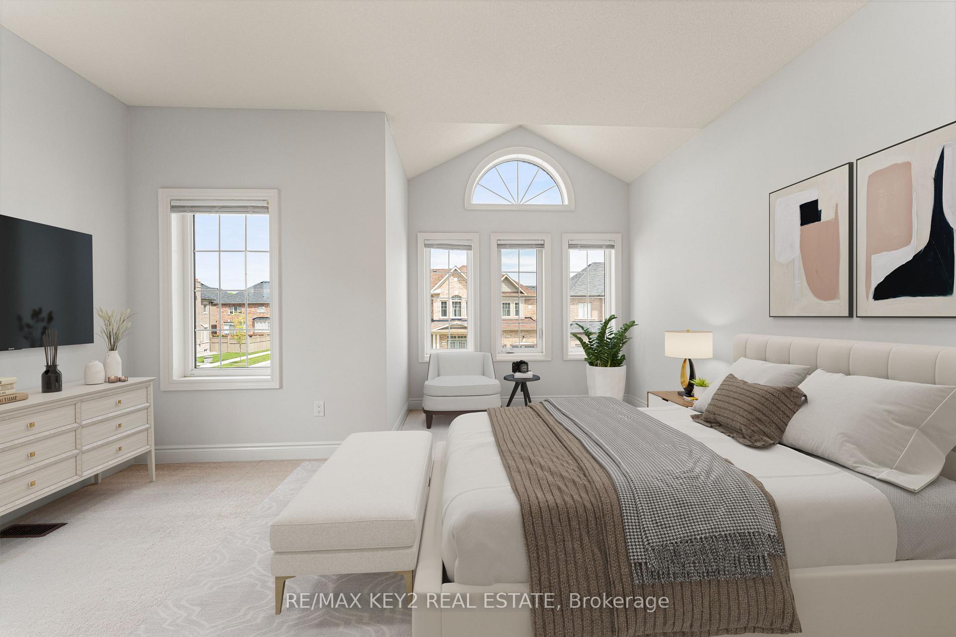 Photo 22 of 42 Boone Crescent, Vaughan, Kleinburg — HOMEH