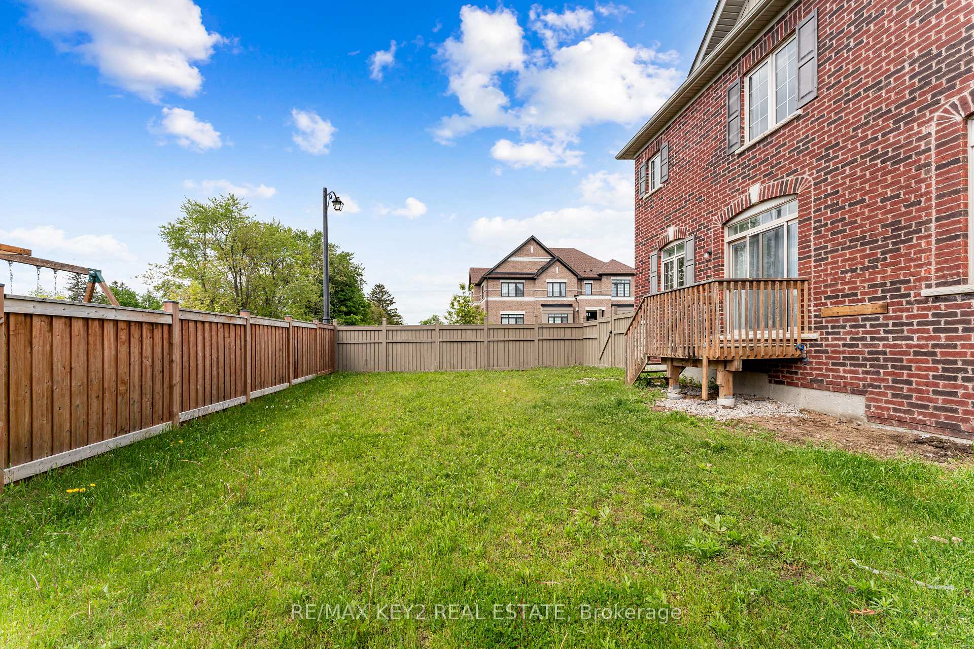 Photo 29 of 42 Boone Crescent, Vaughan, Kleinburg — HOMEH