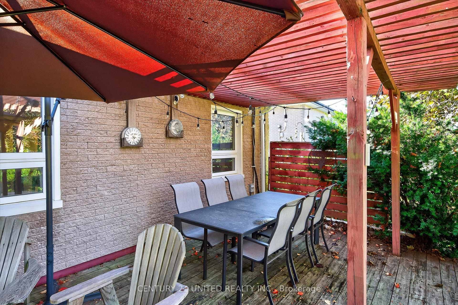 Photo 36 of 1037 Glebemount Crescent, Peterborough, Northcrest Ward 5 — HOMEH