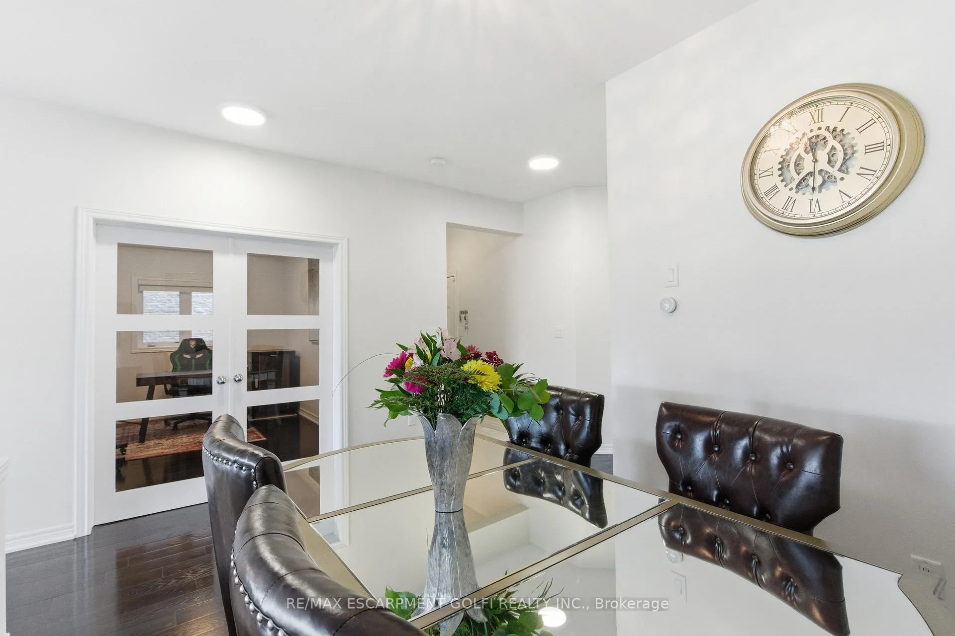 Photo 31 of 142 Irwin Avenue, Hamilton, Meadowlands — HOMEH