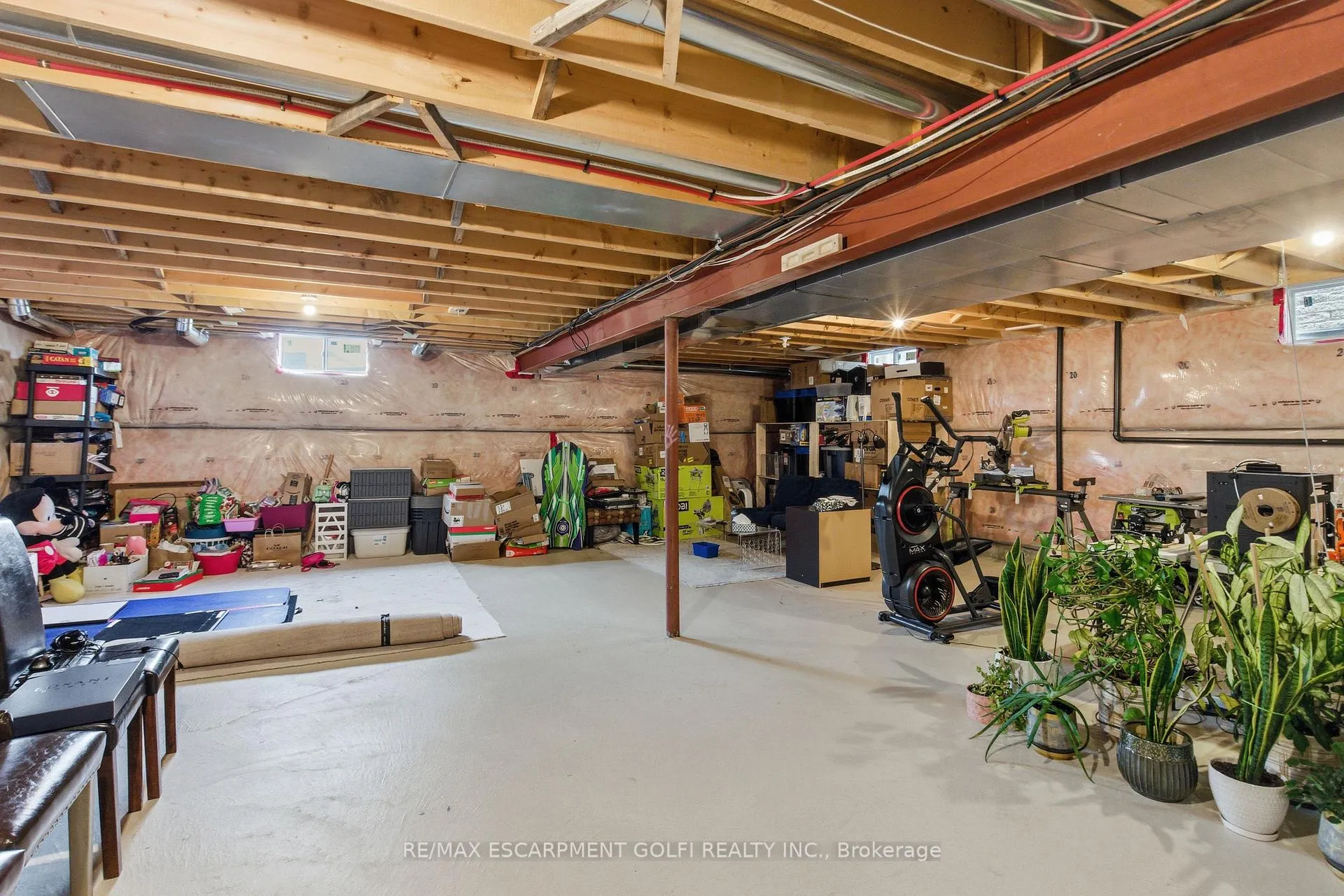 Photo 122 of 142 Irwin Avenue, Hamilton, Meadowlands — HOMEH