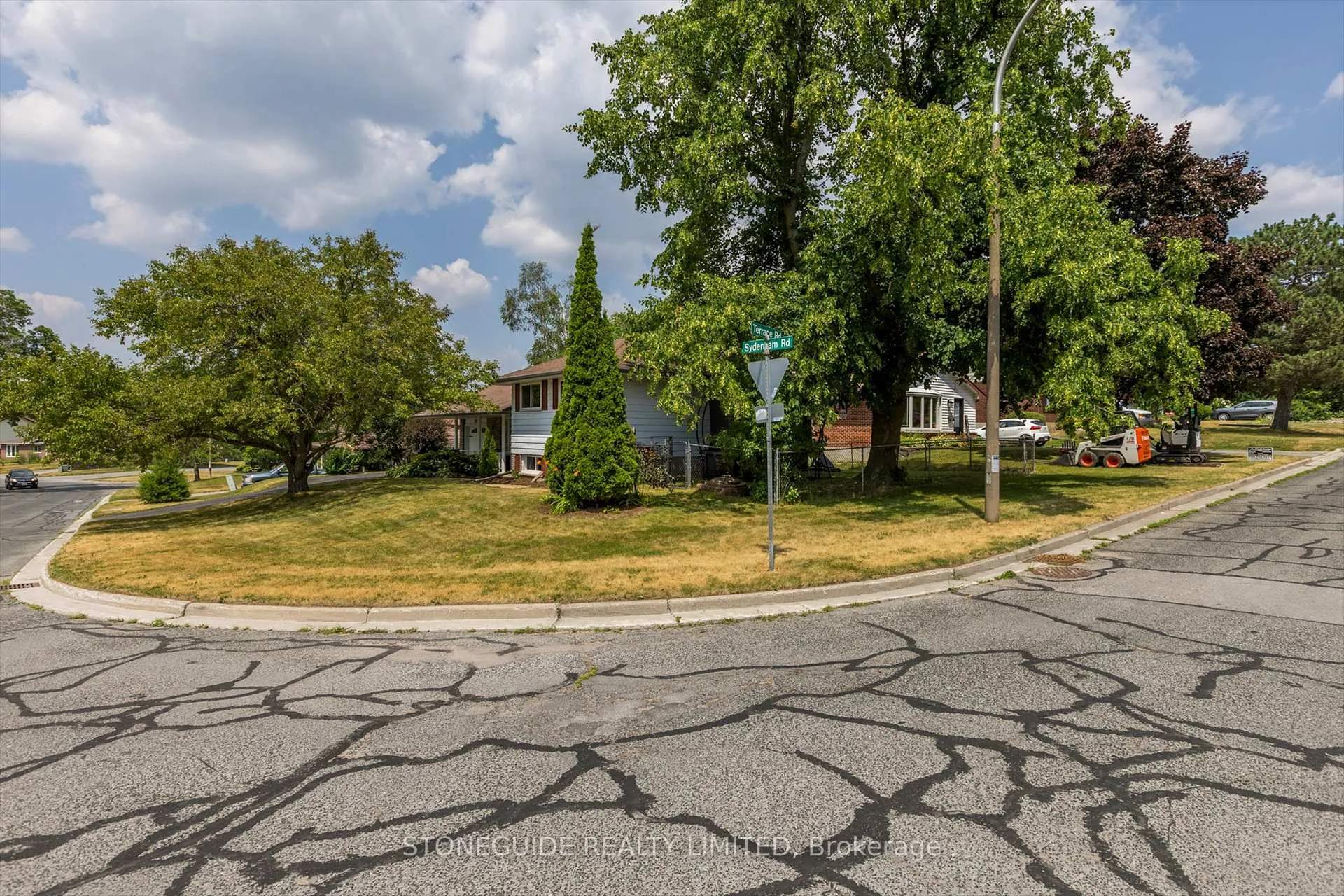 Photo 40 of 976 Sydenham Road, Peterborough, Ashburnham Ward 4 — HOMEH