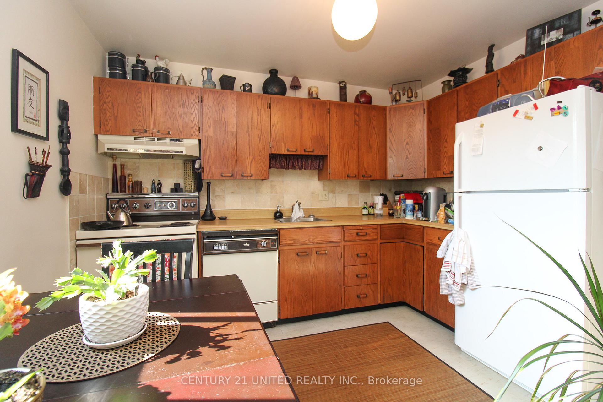 Photo 16 of 200 Lake Street, Peterborough, Town Ward 3 — HOMEH