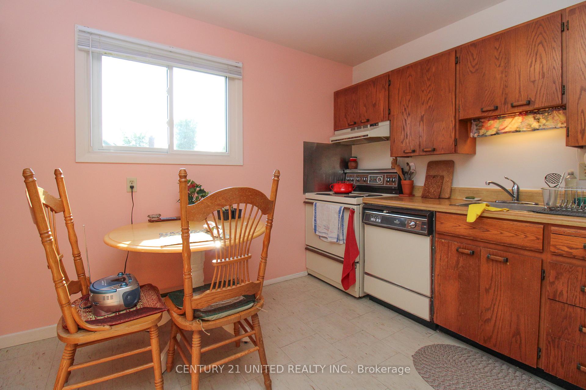 Photo 21 of 200 Lake Street, Peterborough, Town Ward 3 — HOMEH