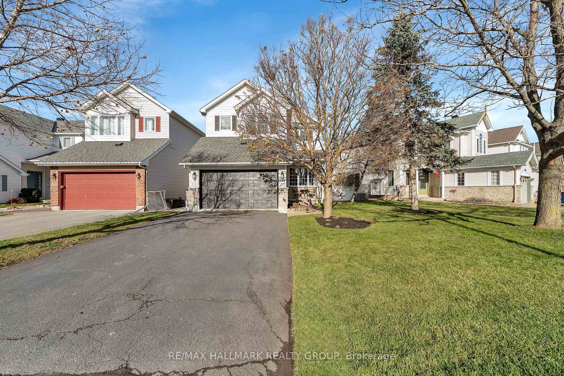 Photo 2 of 1589 Rumford Drive, Ottawa, Fallingbrook/Pineridge — HOMEH