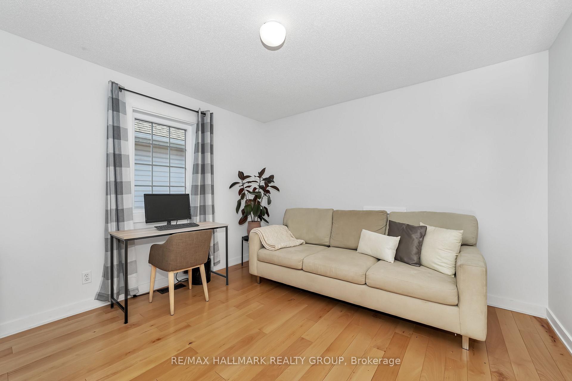 Photo 16 of 1589 Rumford Drive, Ottawa, Fallingbrook/Pineridge — HOMEH