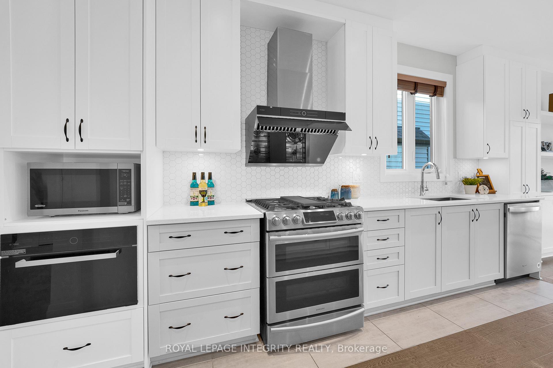 Photo 14 of 276 Mount Nebo Way, Ottawa, Riverside South/Gloucester Glen — HOMEH