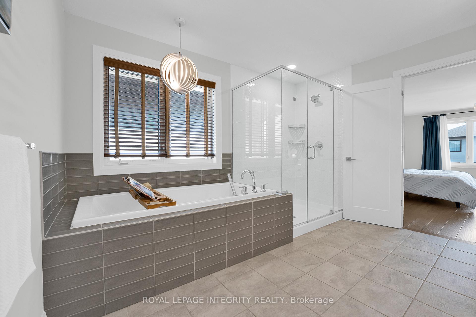 Photo 37 of 276 Mount Nebo Way, Ottawa, Riverside South/Gloucester Glen — HOMEH