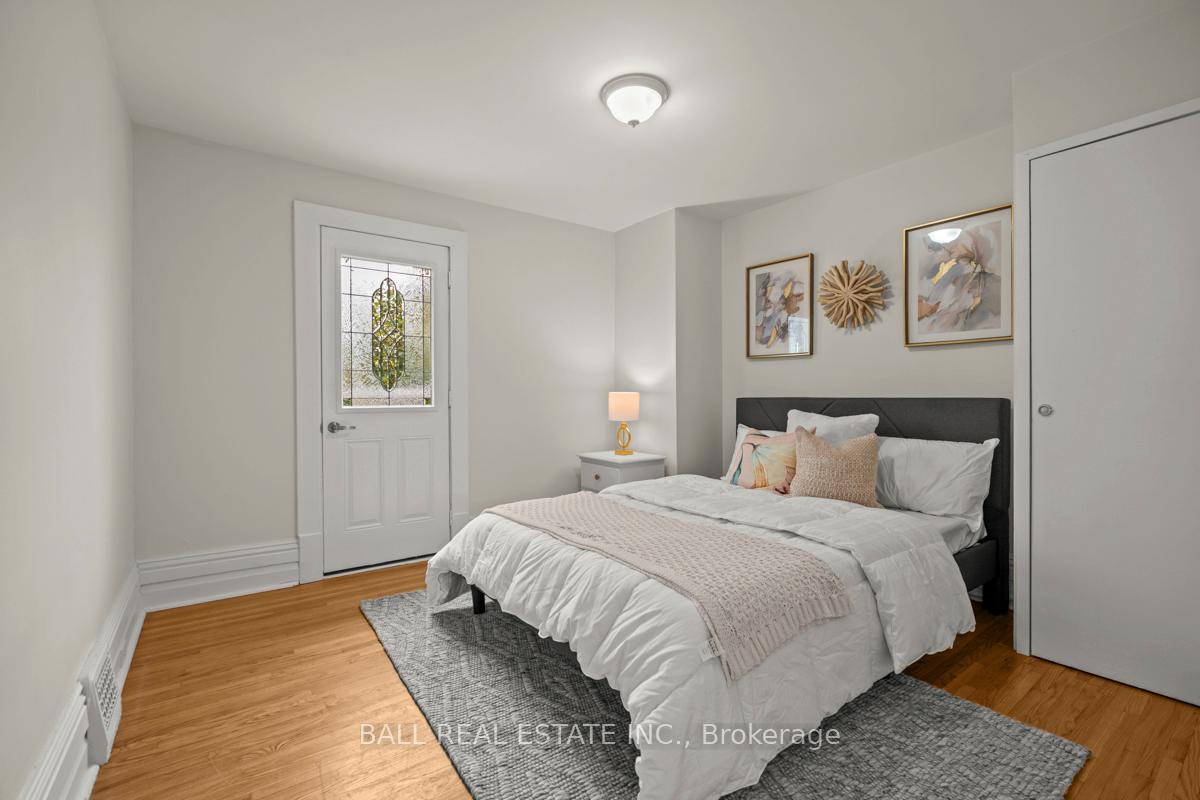 Photo 23 of 597 Gilmour Street, Peterborough, Town Ward 3 — HOMEH