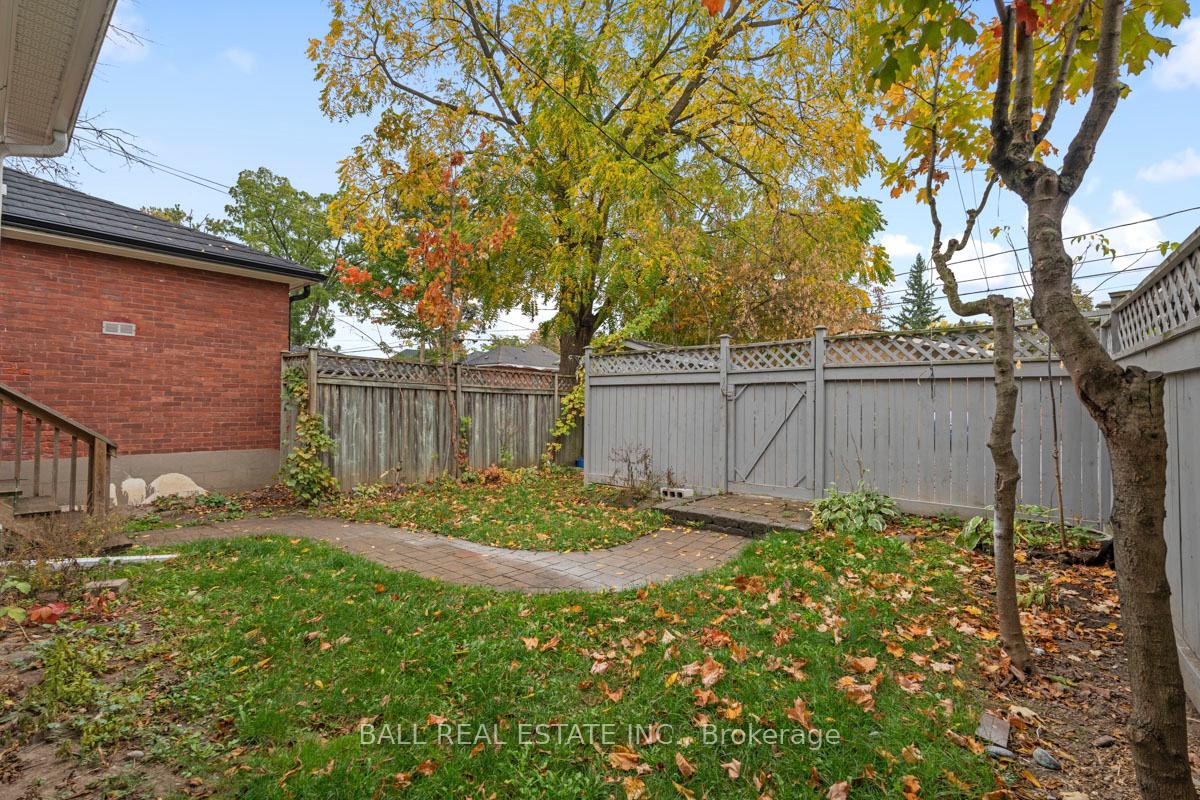 Photo 42 of 597 Gilmour Street, Peterborough, Town Ward 3 — HOMEH