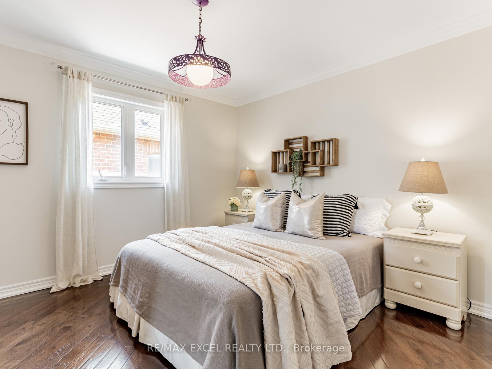 Photo 22 of 7 Thornhill Ravines Crescent, Vaughan, Patterson — HOMEH