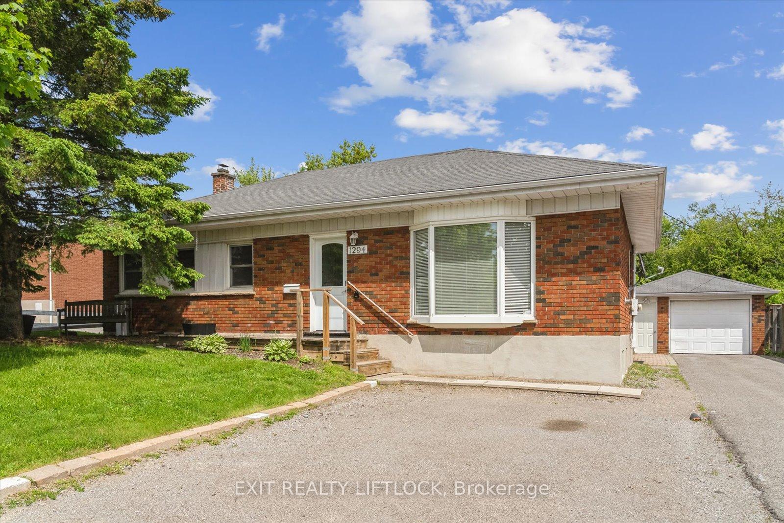 Photo 2 of 1294 Victory Drive, Peterborough, Town Ward 3 — HOMEH
