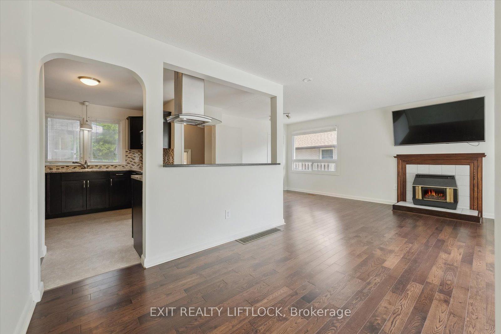 Photo 7 of 1294 Victory Drive, Peterborough, Town Ward 3 — HOMEH