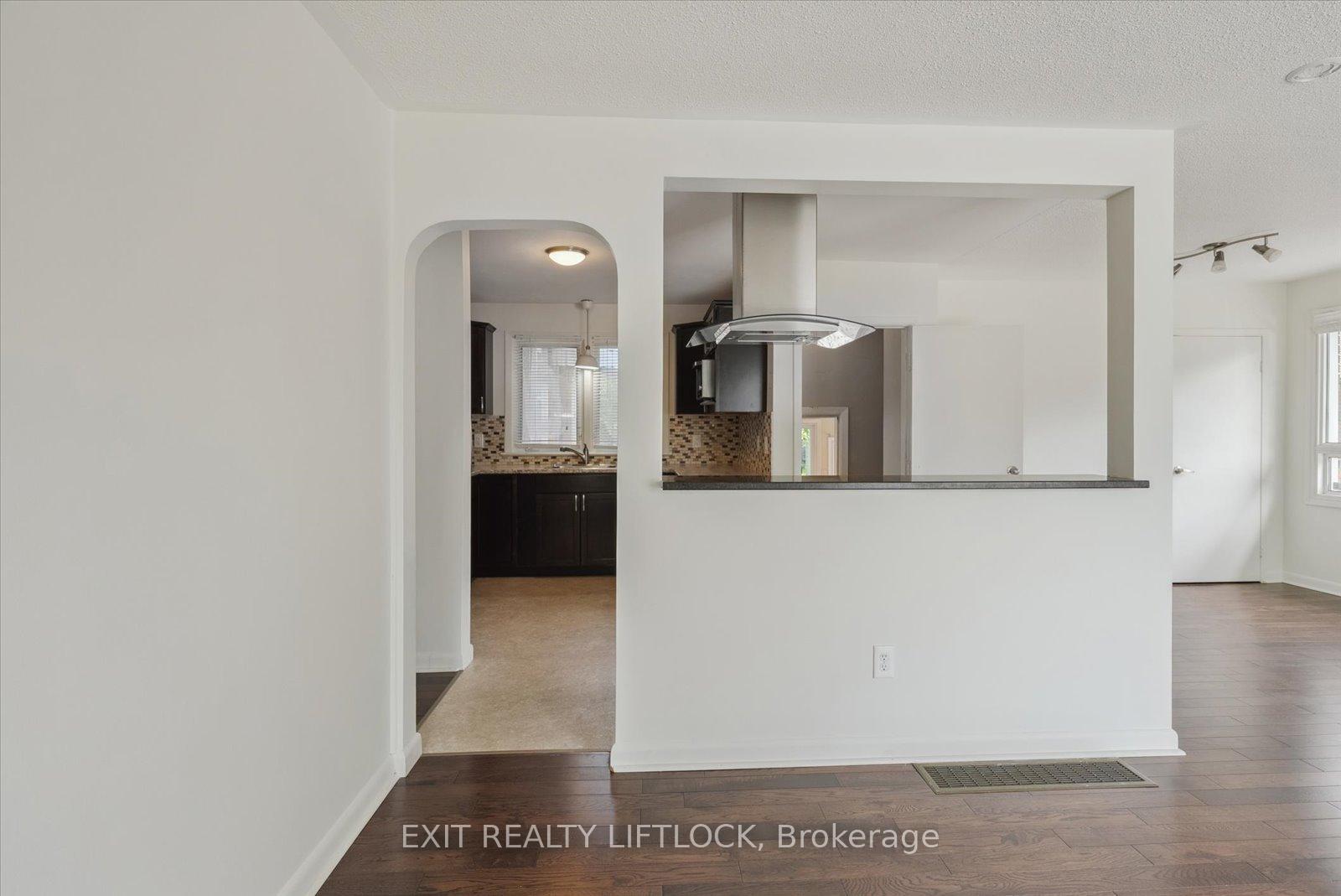 Photo 8 of 1294 Victory Drive, Peterborough, Town Ward 3 — HOMEH