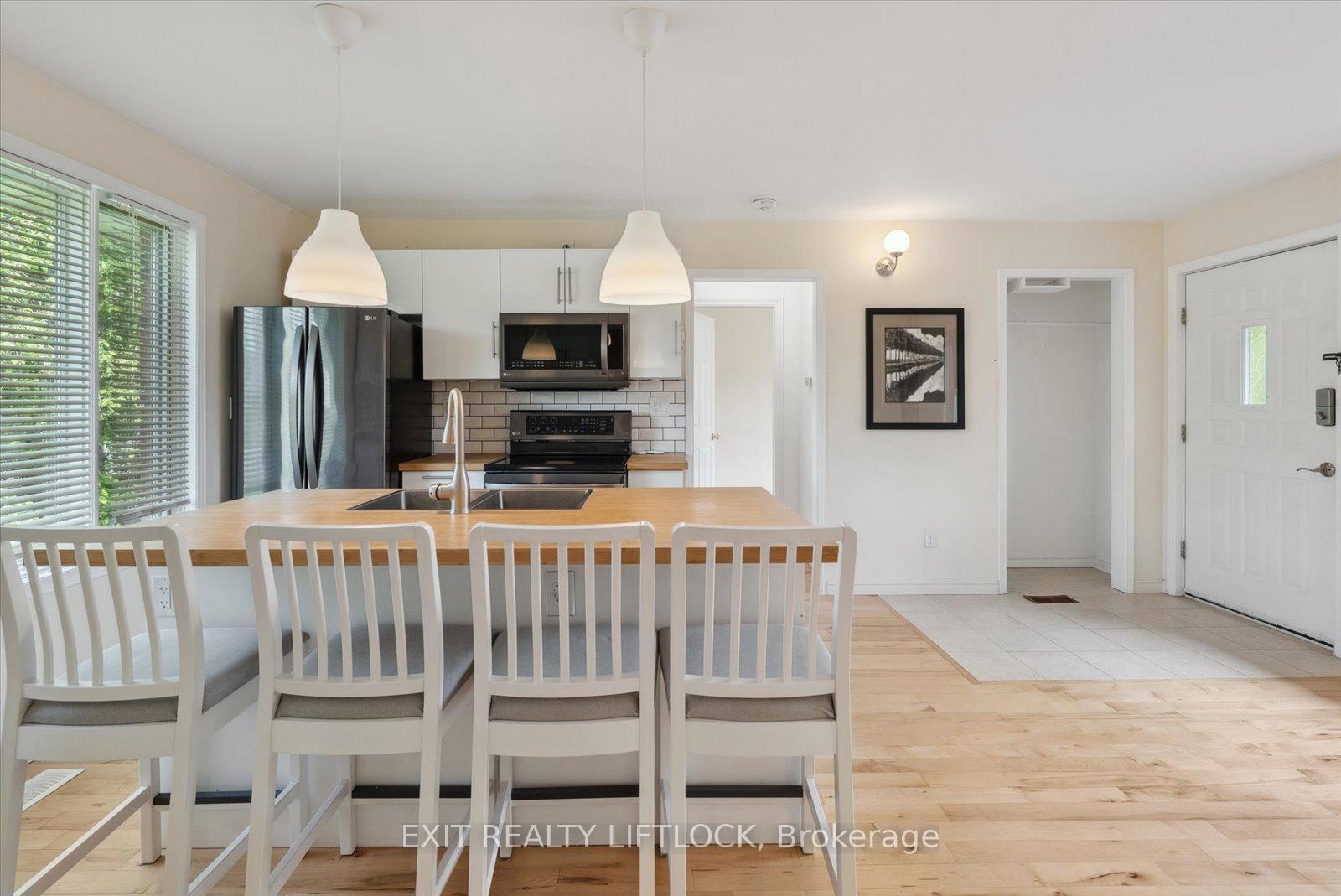 Photo 27 of 1294 Victory Drive, Peterborough, Town Ward 3 — HOMEH