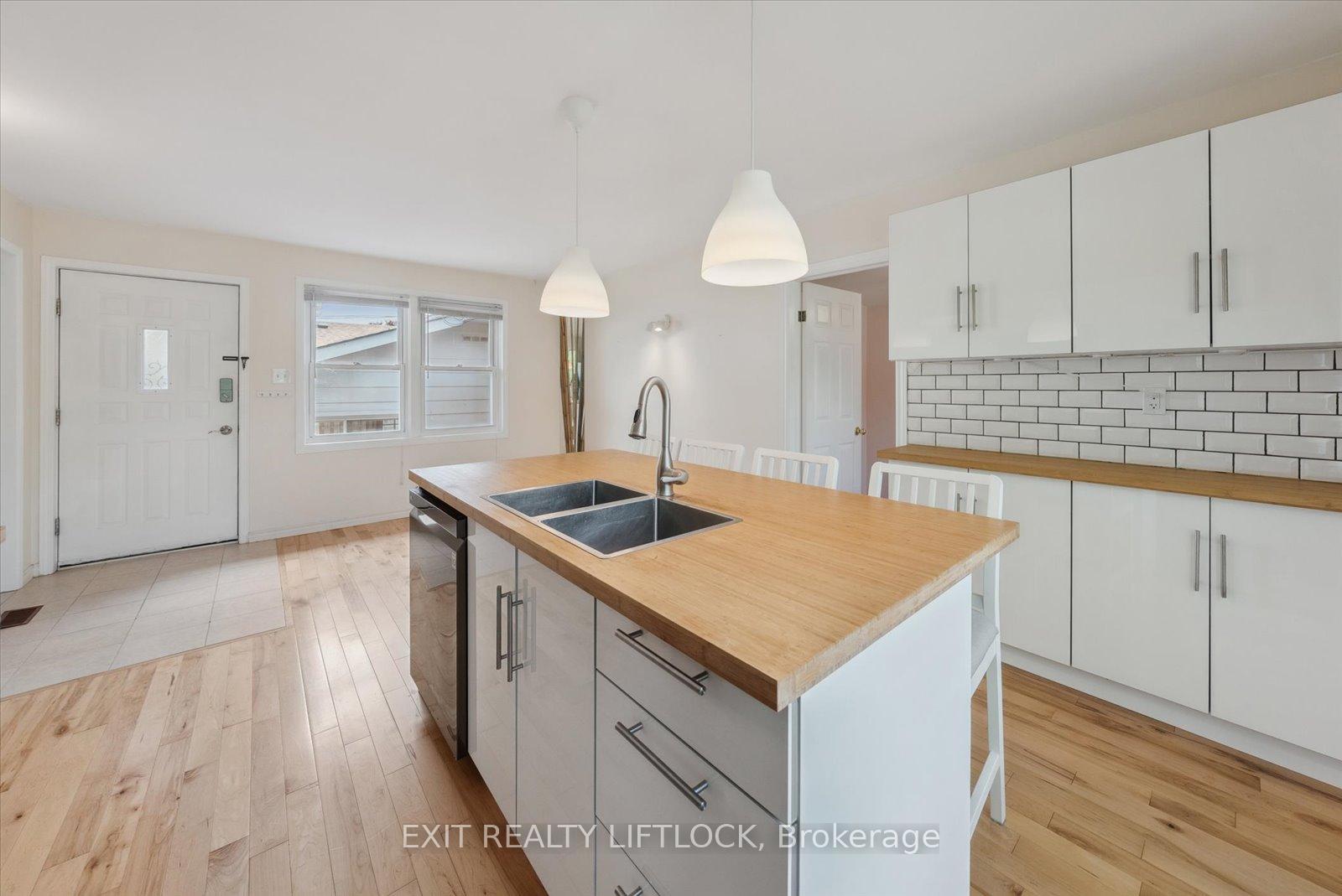 Photo 29 of 1294 Victory Drive, Peterborough, Town Ward 3 — HOMEH