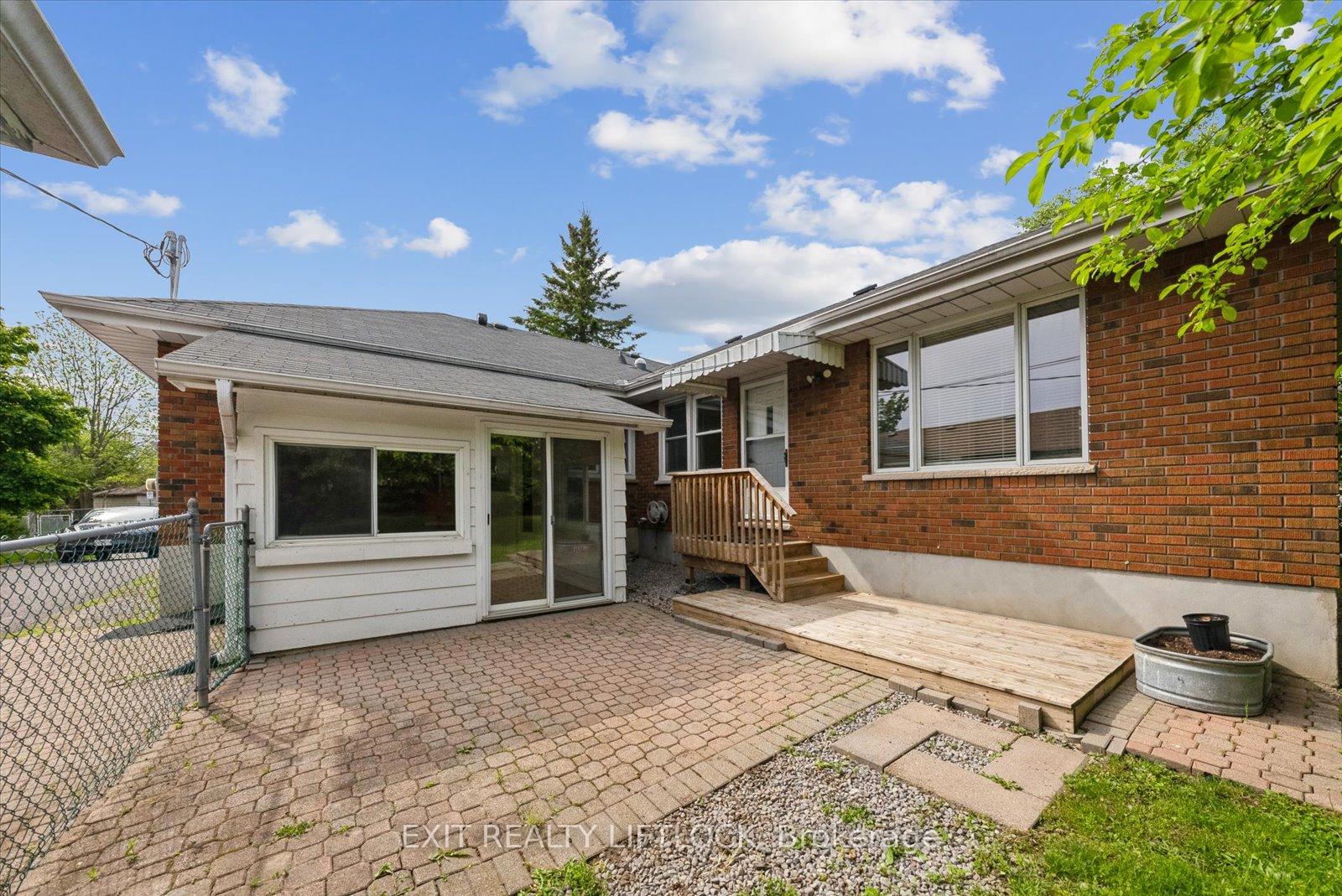 Photo 47 of 1294 Victory Drive, Peterborough, Town Ward 3 — HOMEH