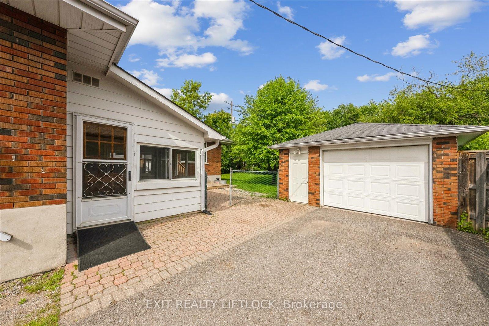 Photo 49 of 1294 Victory Drive, Peterborough, Town Ward 3 — HOMEH