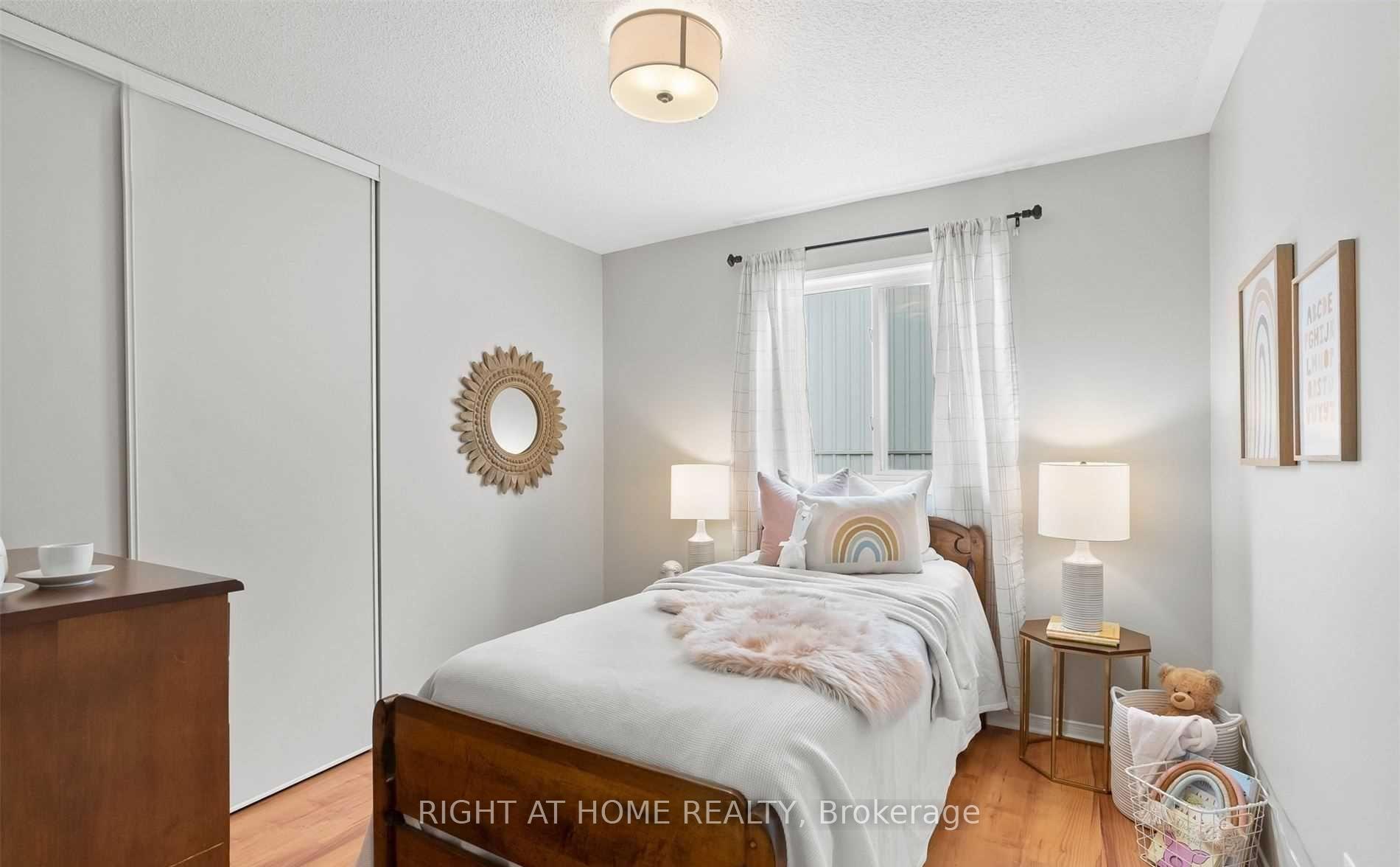 Photo 21 of 1427 Ashgrove Crescent, Oshawa, Pinecrest — HOMEH
