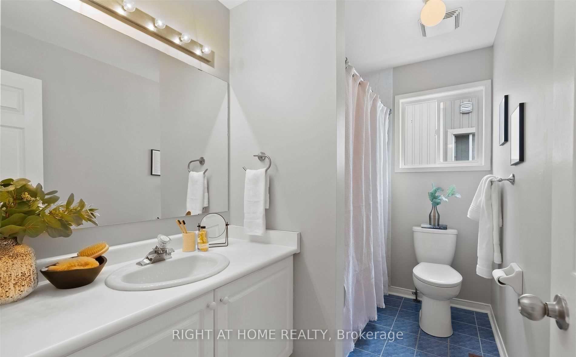 Photo 22 of 1427 Ashgrove Crescent, Oshawa, Pinecrest — HOMEH