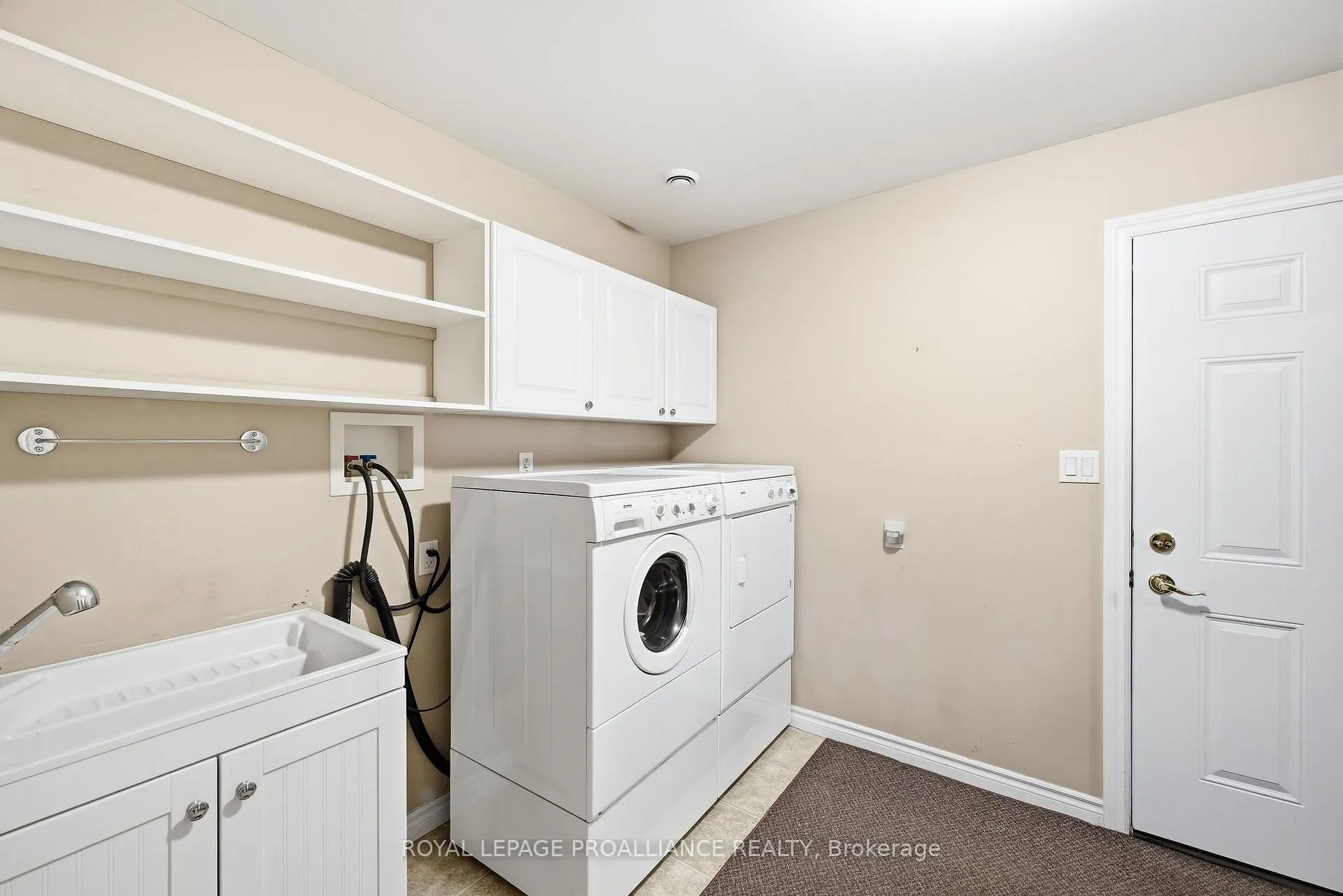 Photo 14 of 2 Birch Court, Brighton — HOMEH