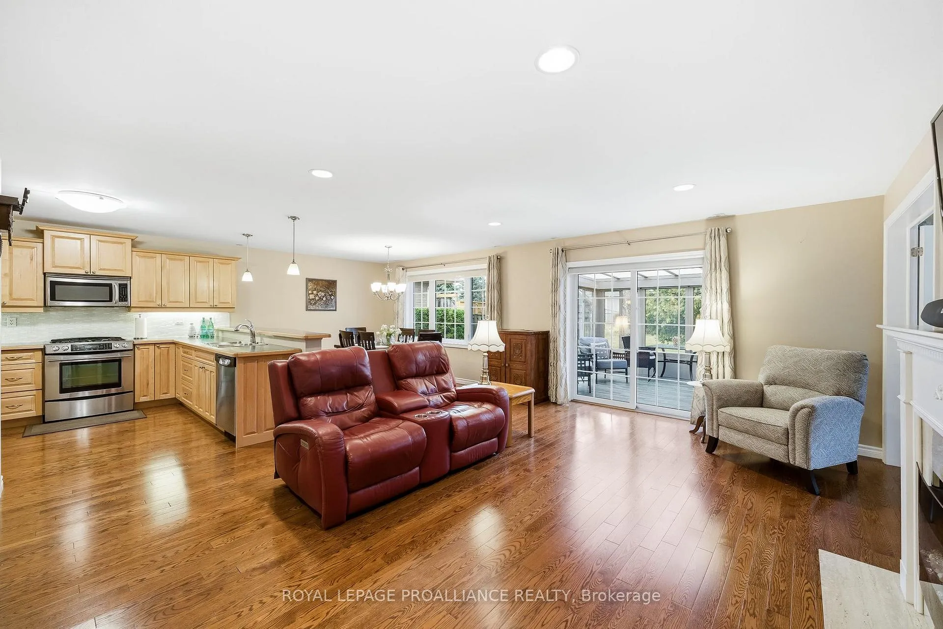 Photo 18 of 2 Birch Court, Brighton — HOMEH