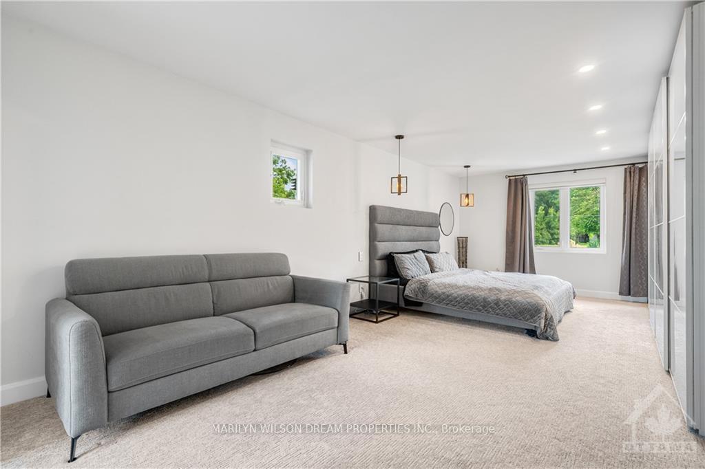Photo 8 of 995 Fieldown Street, Ottawa, Cumberland Ridge — HOMEH