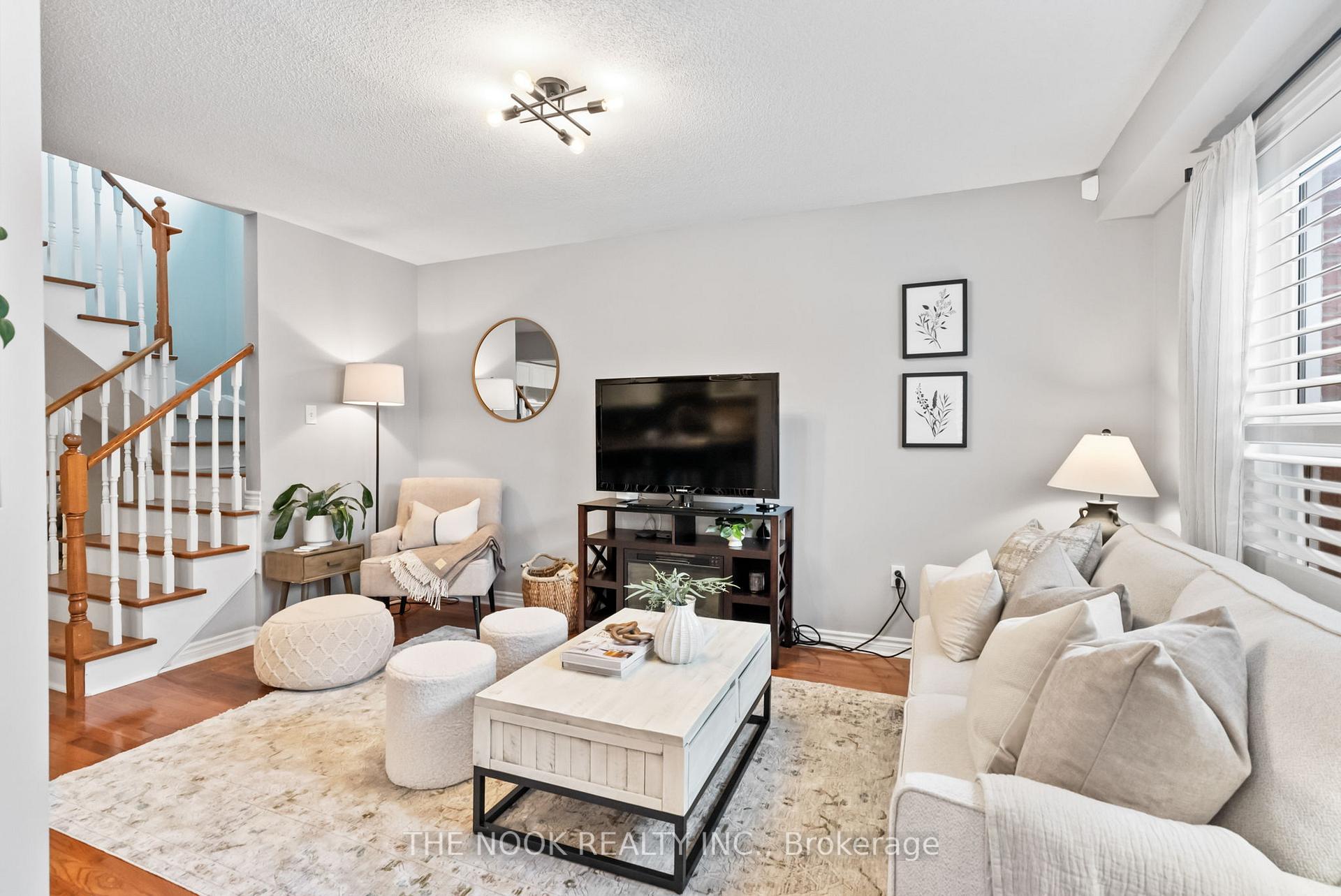Photo 16 of 109 Brownridge Place, Whitby, Williamsburg — HOMEH