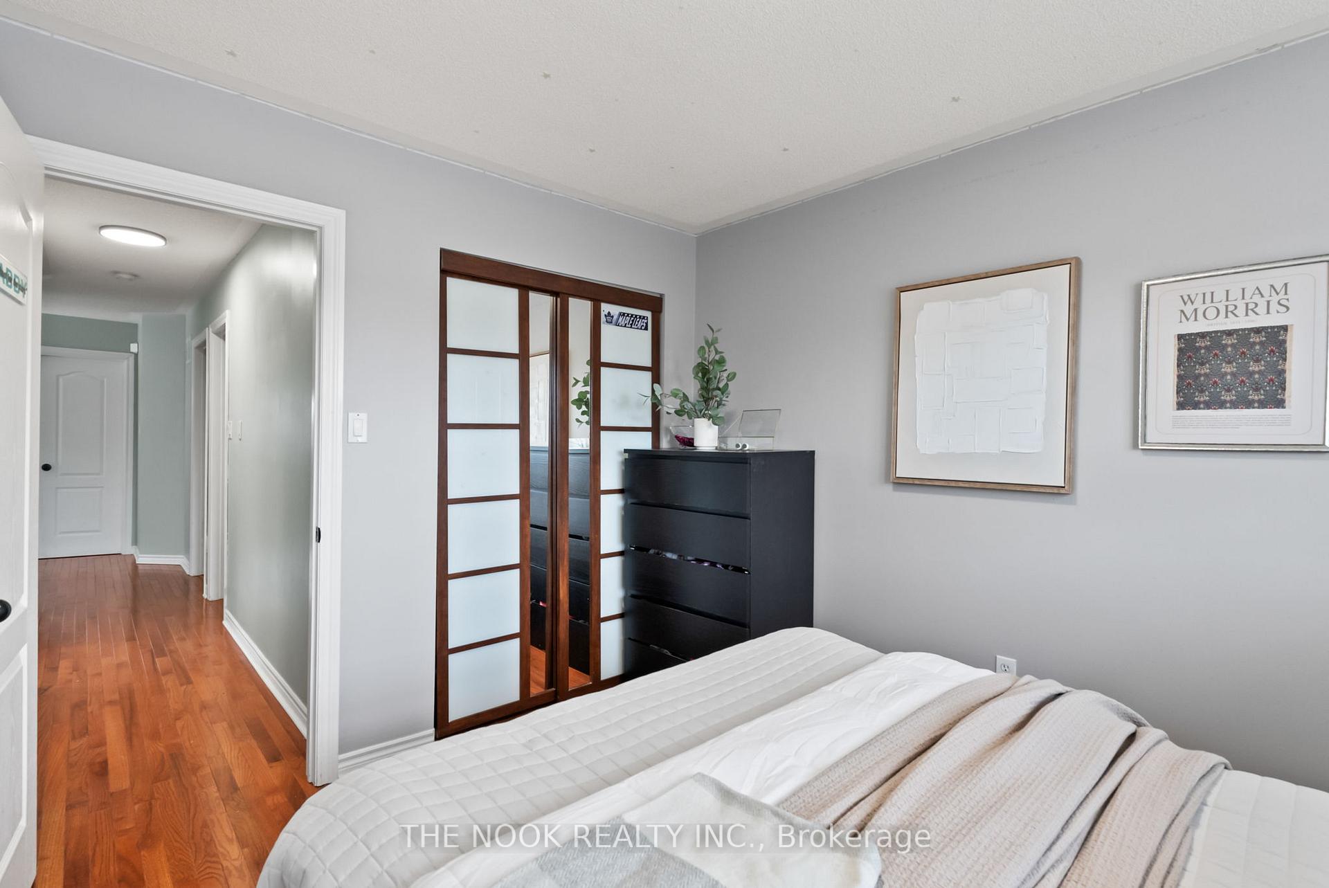 Photo 25 of 109 Brownridge Place, Whitby, Williamsburg — HOMEH